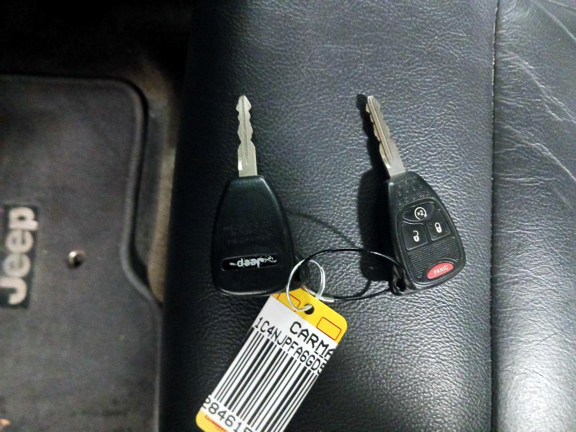 Thumbnail: 2016 Jeep Patriot - 19