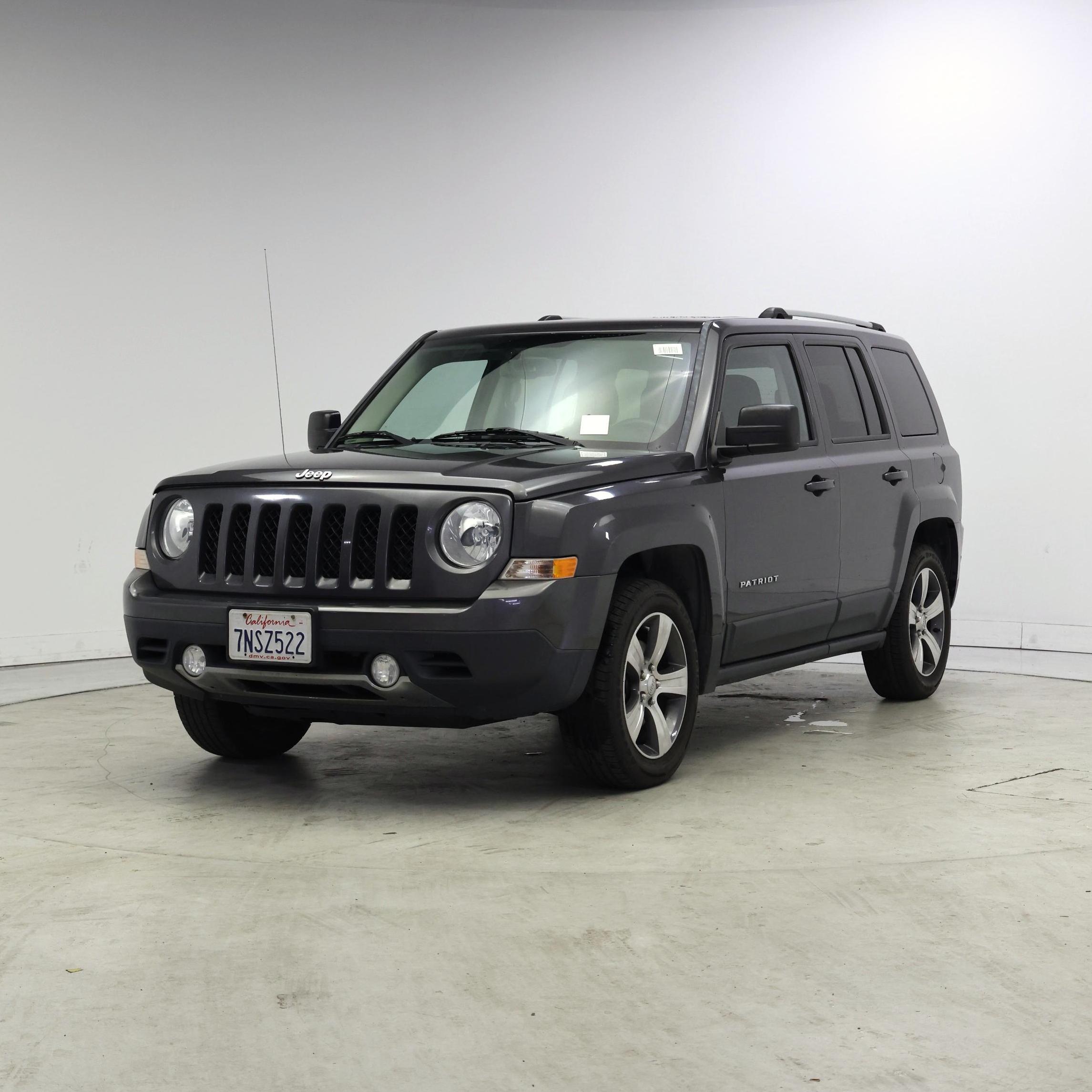 Thumbnail: 2016 Jeep Patriot - 4