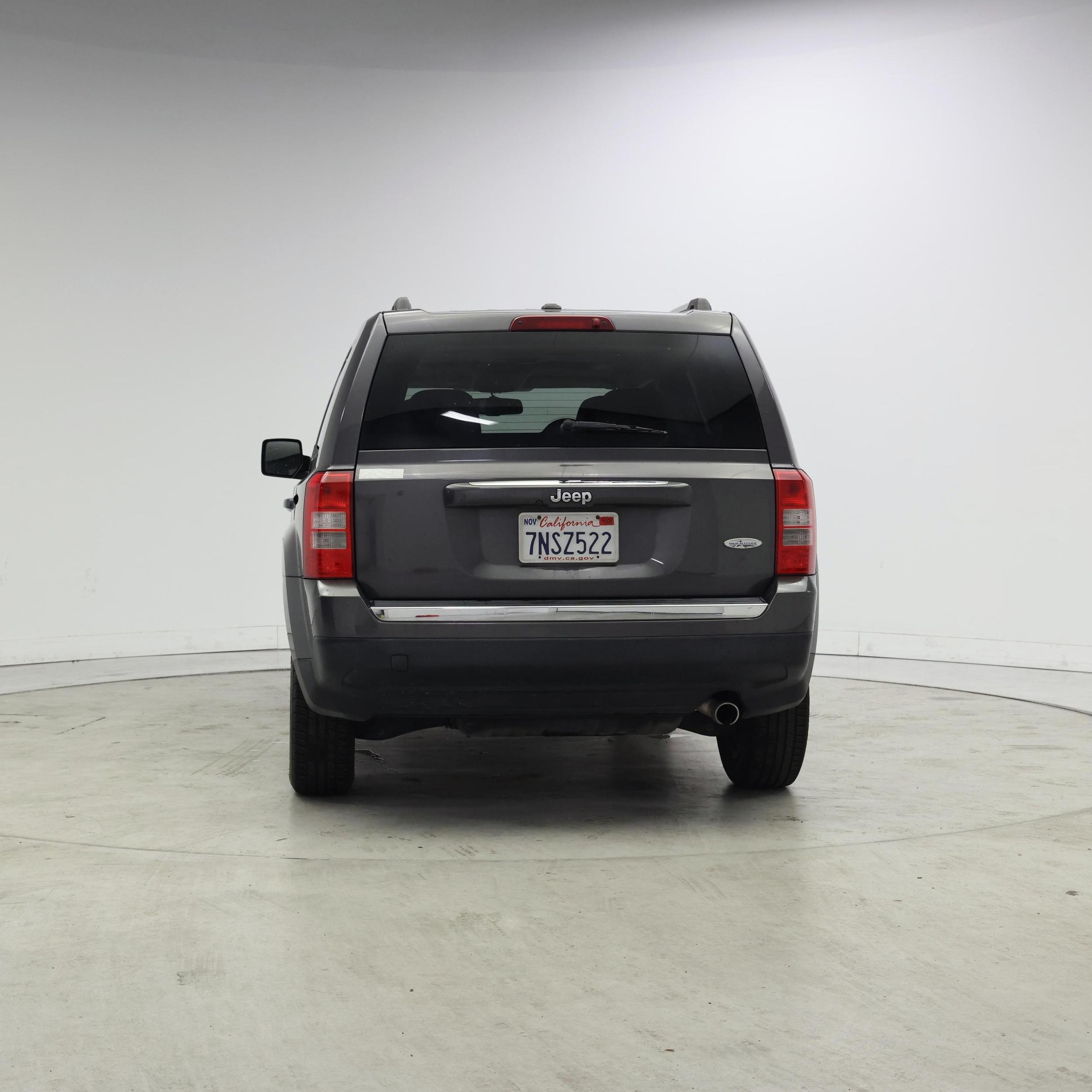 Thumbnail: 2016 Jeep Patriot - 6