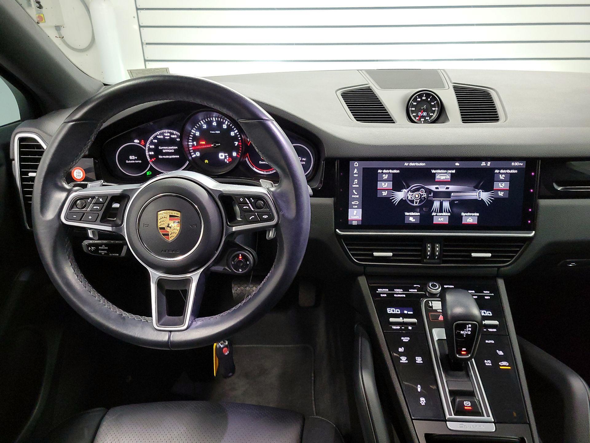 Thumbnail: 2020 Porsche Cayenne - 9