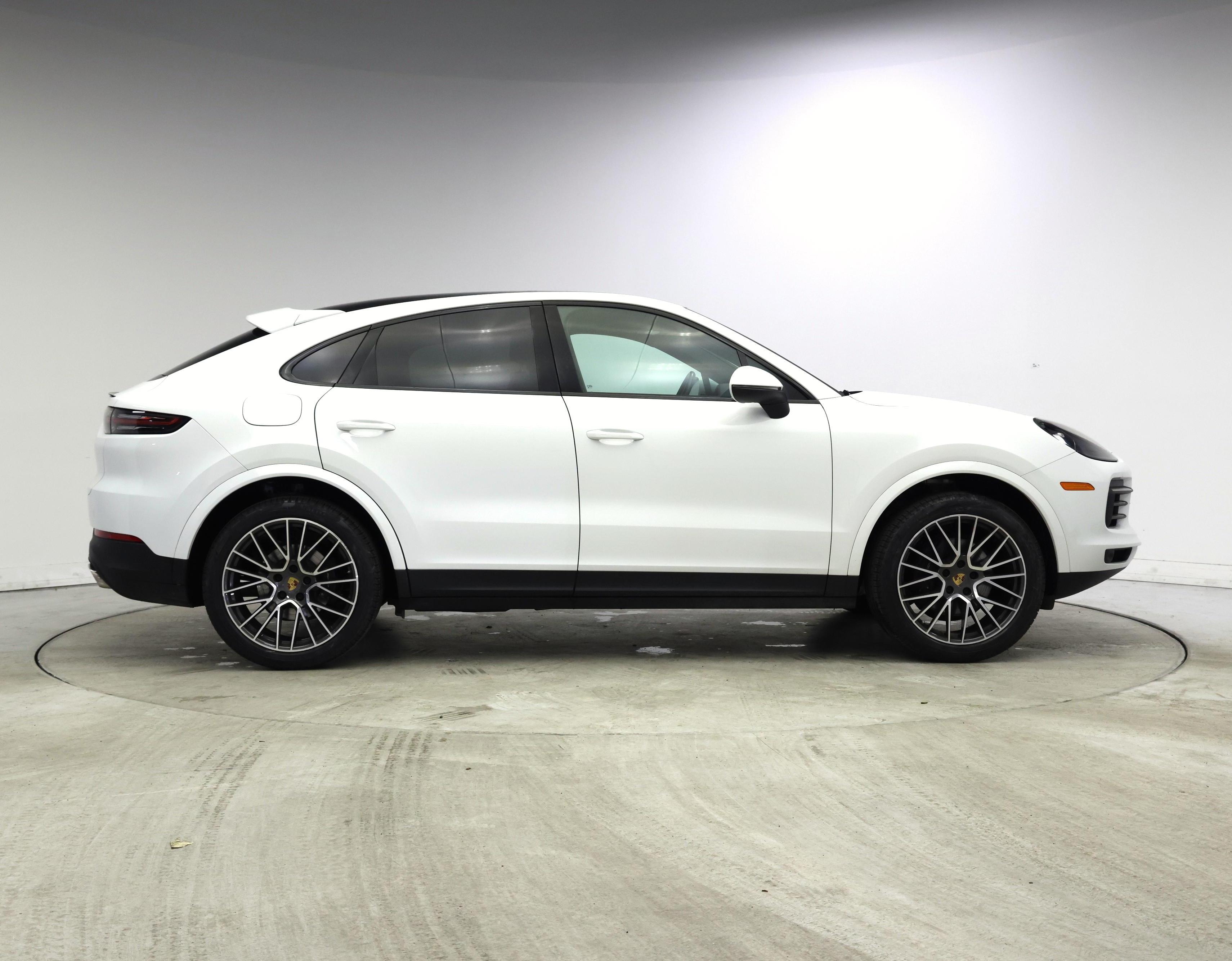 Thumbnail: 2020 Porsche Cayenne - 7