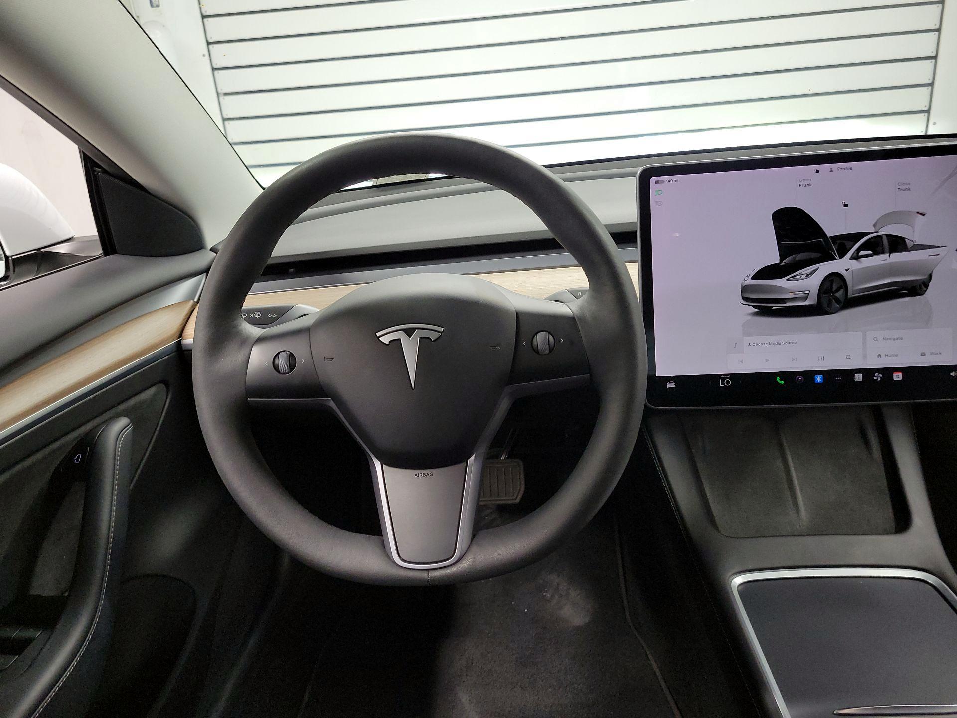 Thumbnail: 2022 Tesla Model 3 - 10