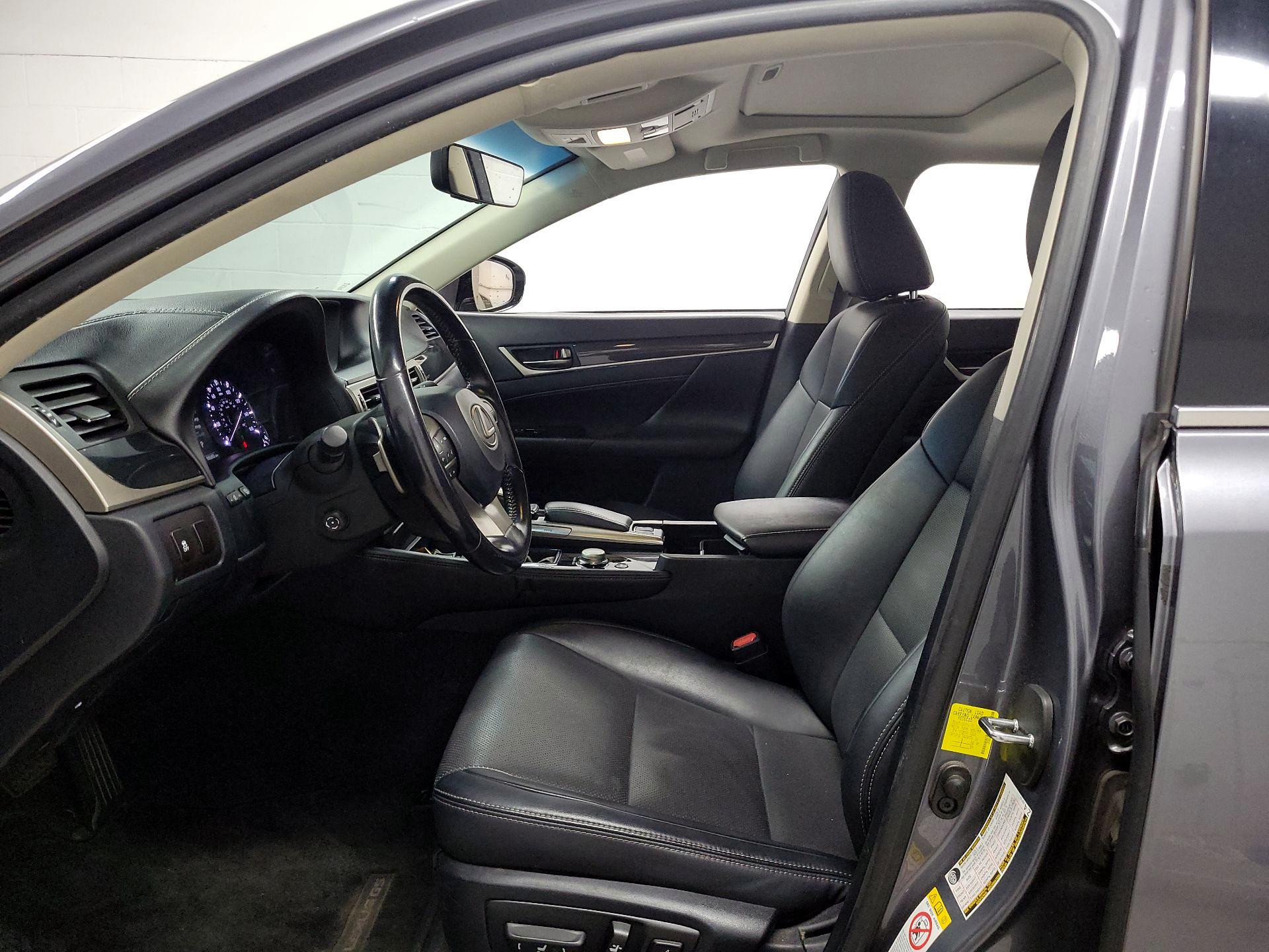 Thumbnail: 2016 Lexus GS - 11