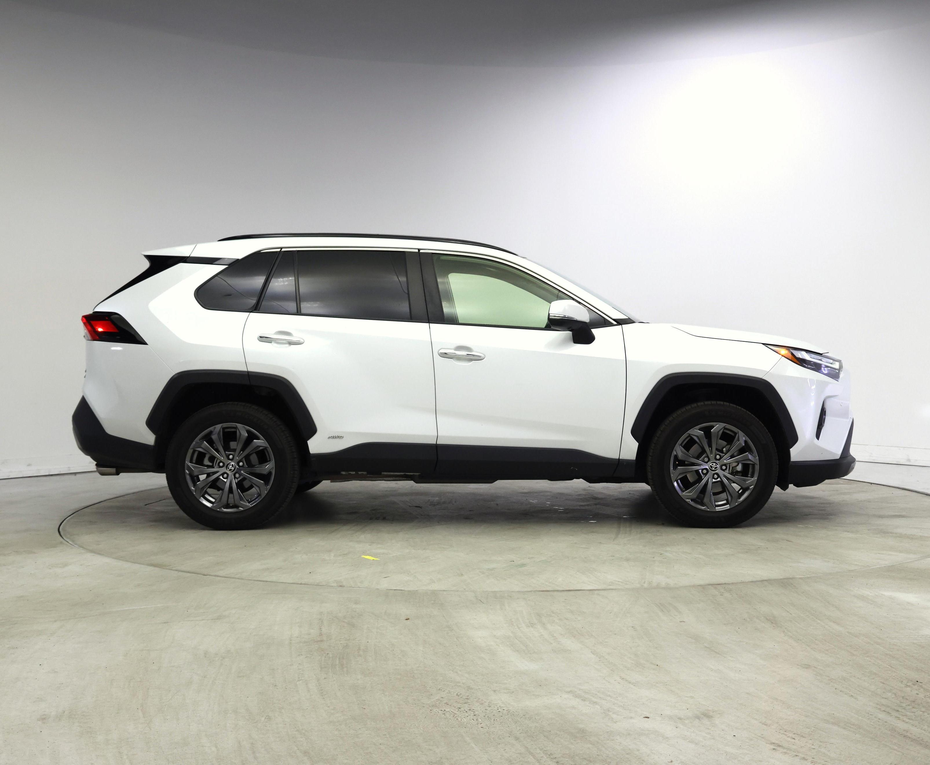 Thumbnail: 2023 Toyota RAV4 - 7