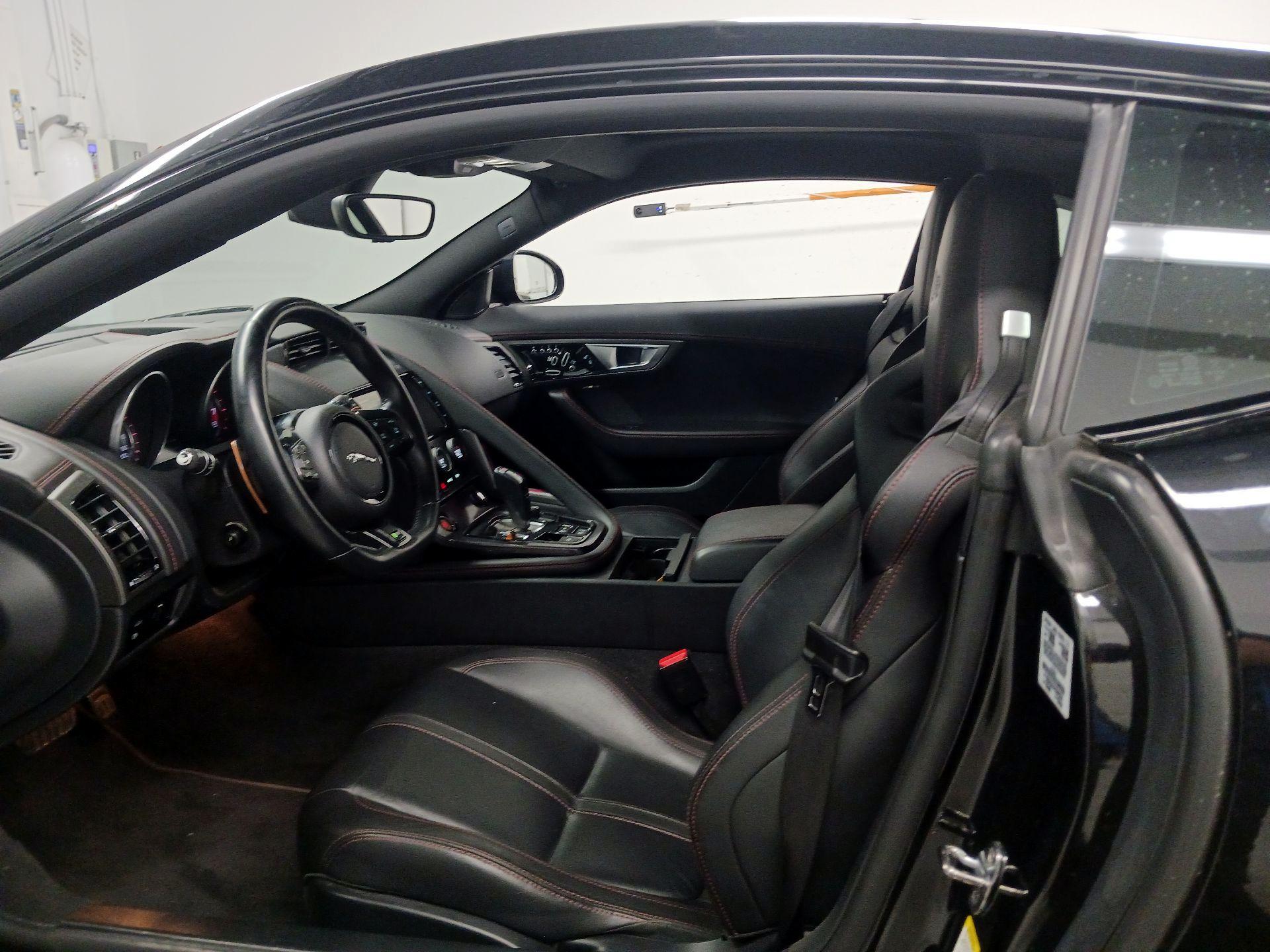 Thumbnail: 2015 Jaguar F-Type - 11