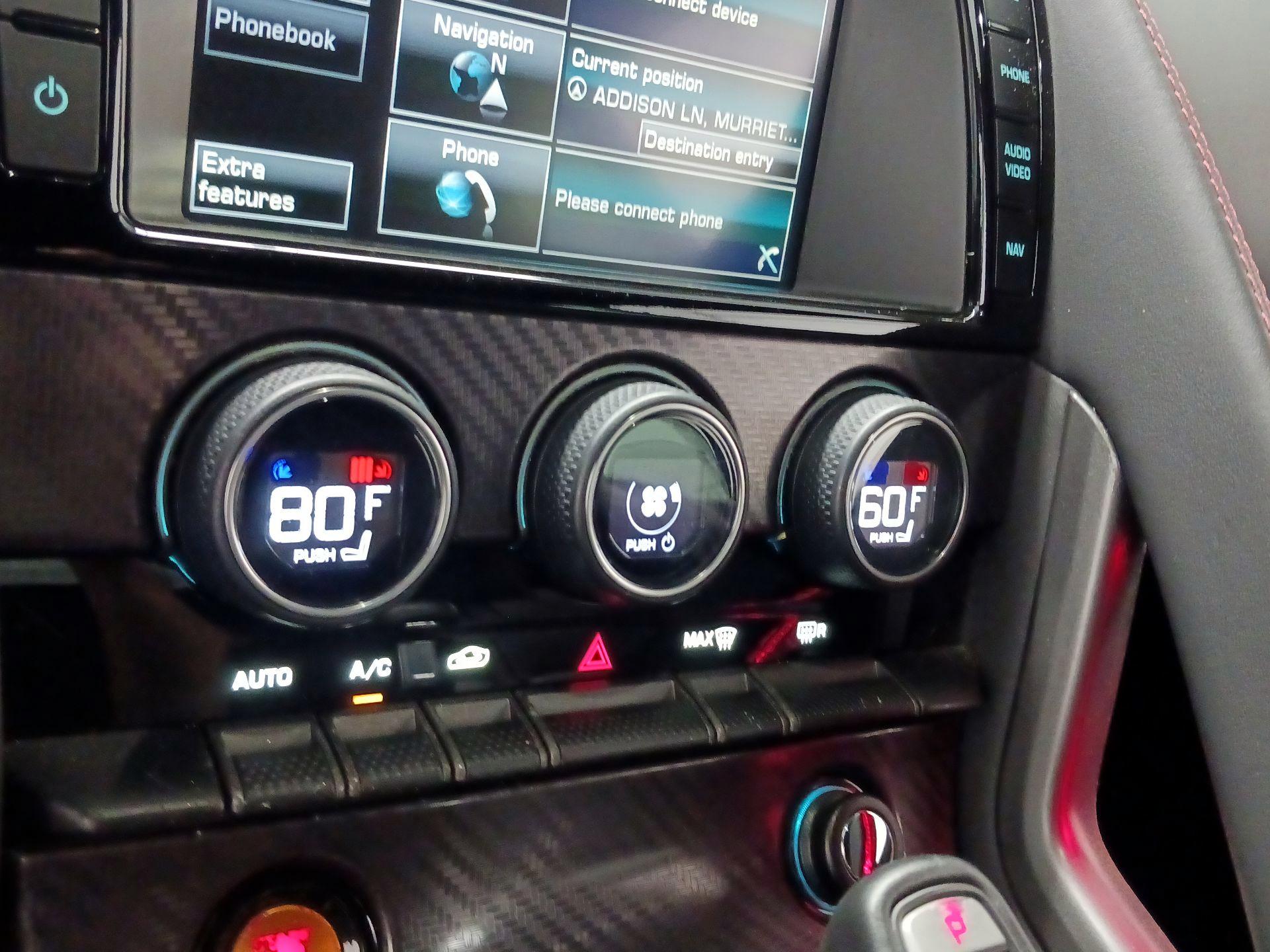 Thumbnail: 2015 Jaguar F-Type - 15