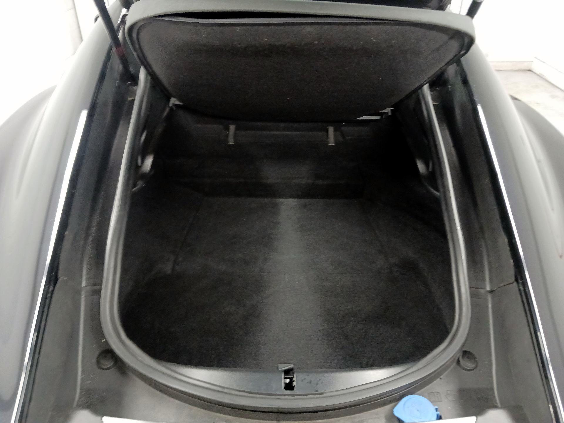 Thumbnail: 2015 Jaguar F-Type - 17