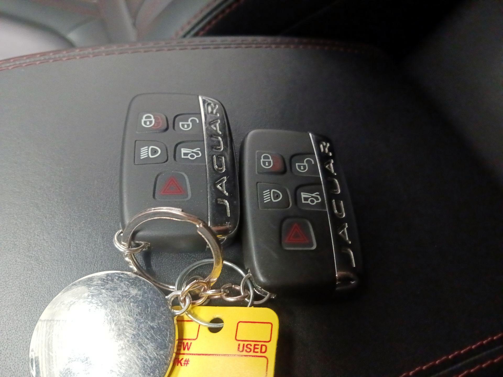 Thumbnail: 2015 Jaguar F-Type - 19