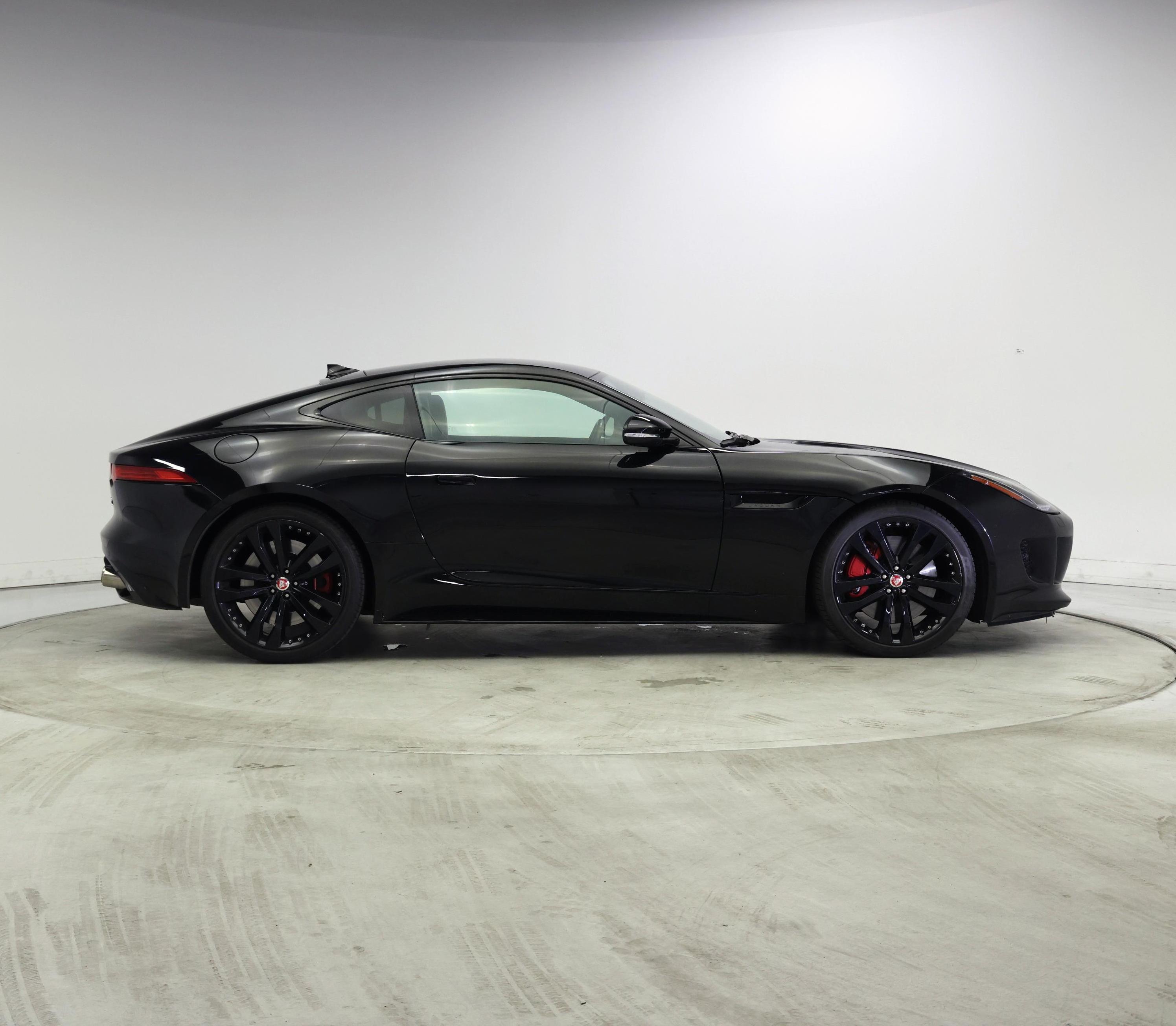 Thumbnail: 2015 Jaguar F-Type - 7