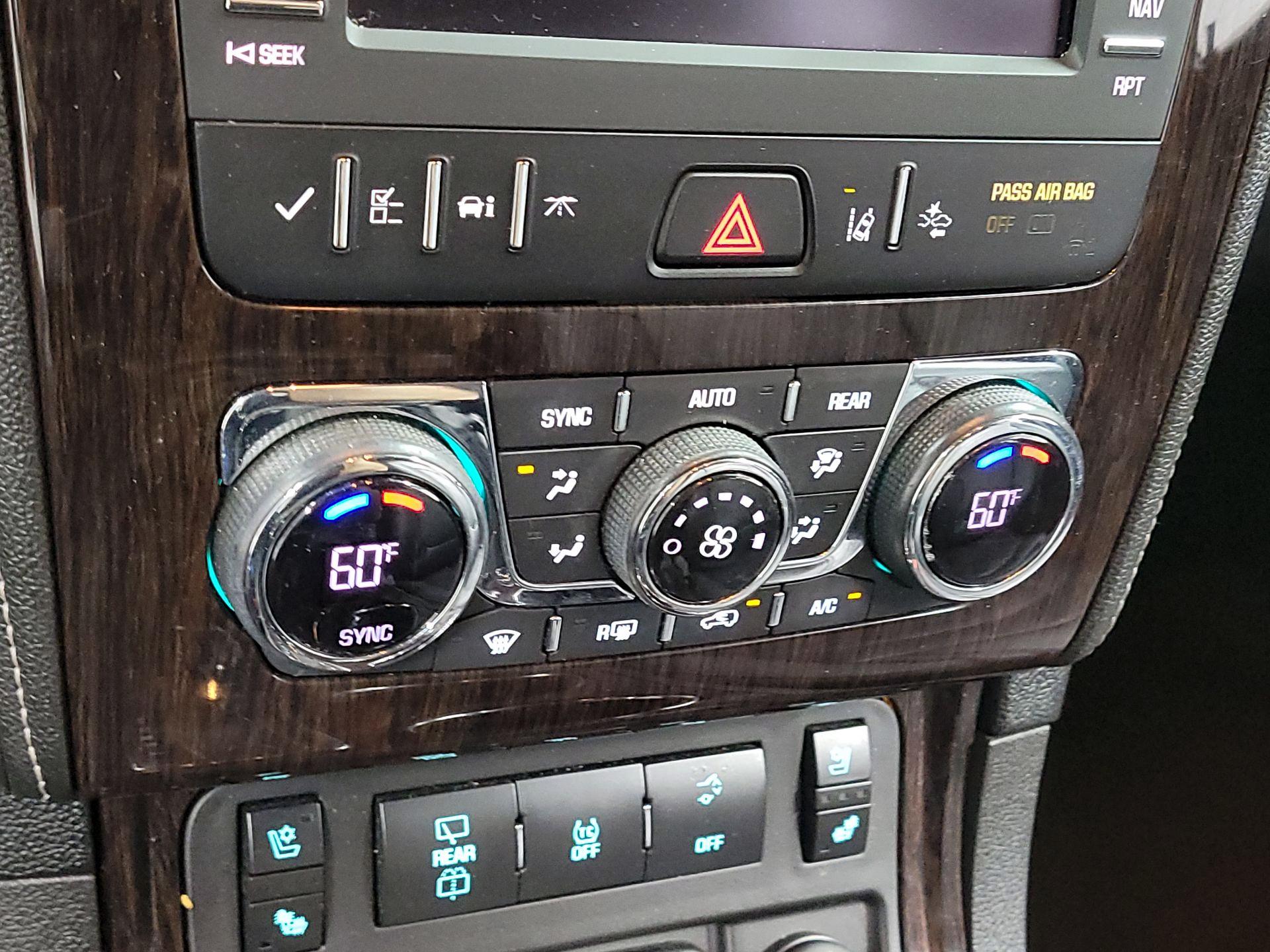 Thumbnail: 2017 Chevrolet Traverse - 15