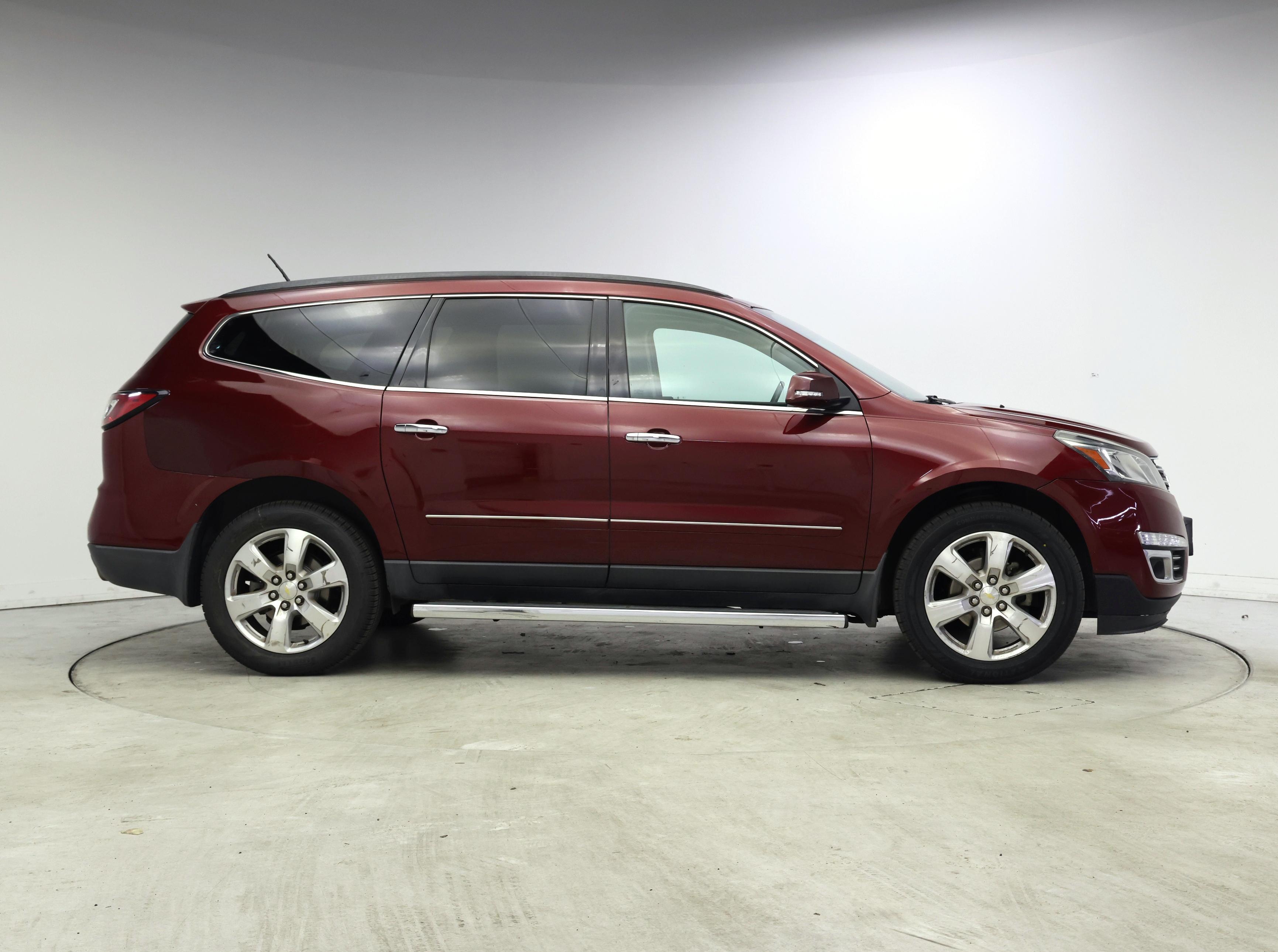 Thumbnail: 2017 Chevrolet Traverse - 7