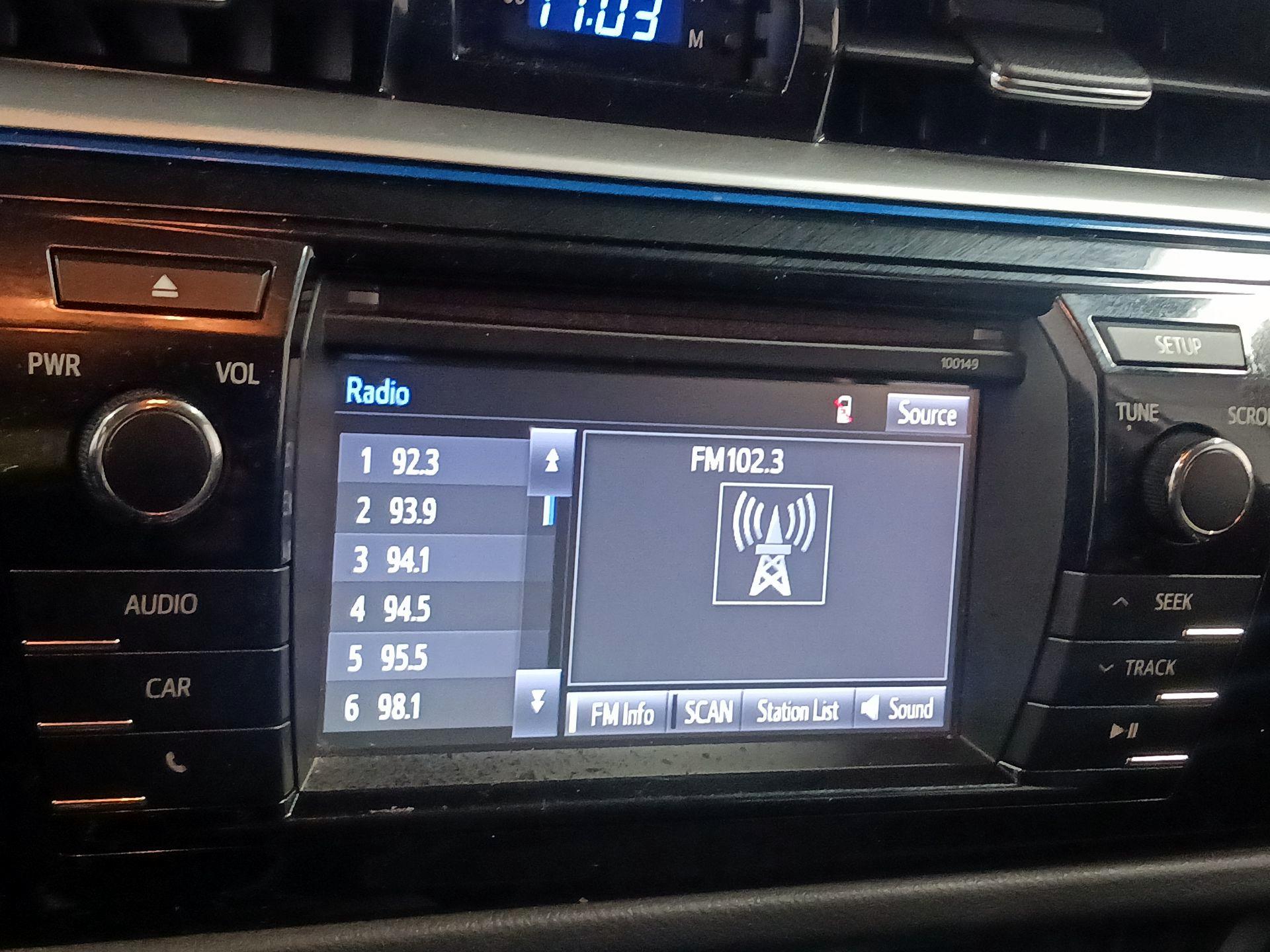 Thumbnail: 2015 Toyota Corolla - 14