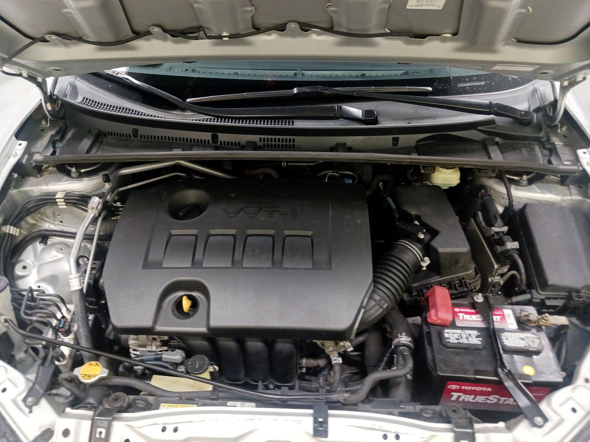 Thumbnail: 2015 Toyota Corolla - 19