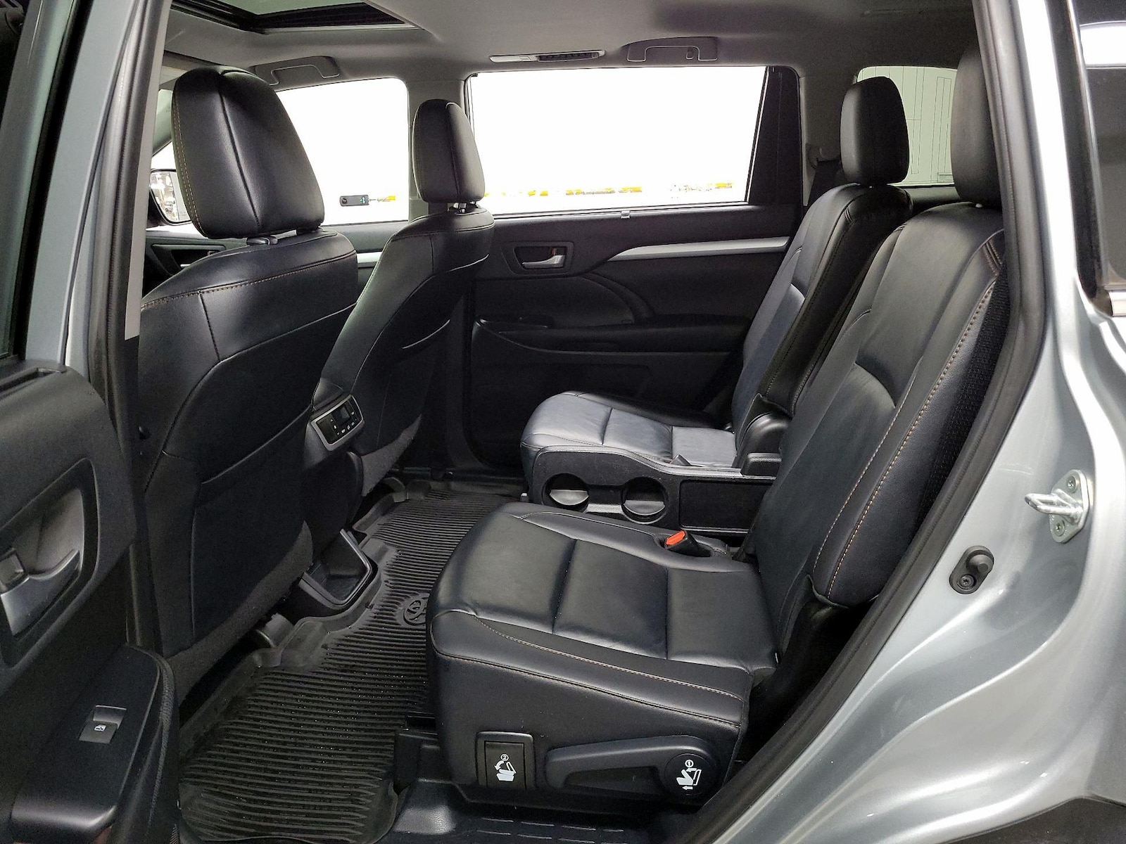Rear Air Conditioning
