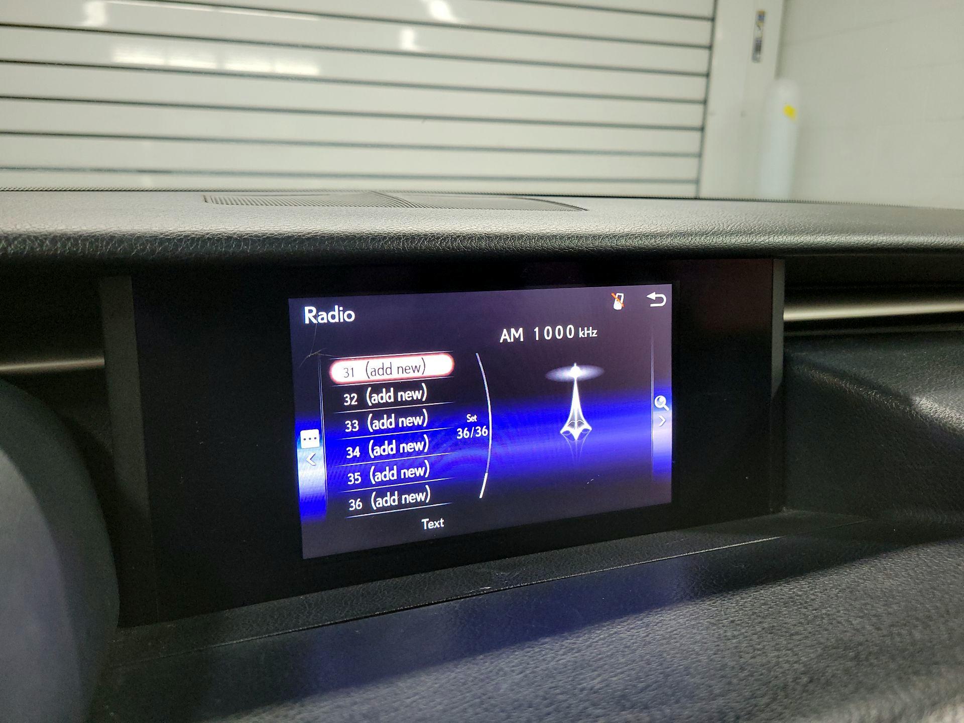 Thumbnail: 2014 Lexus IS - 14