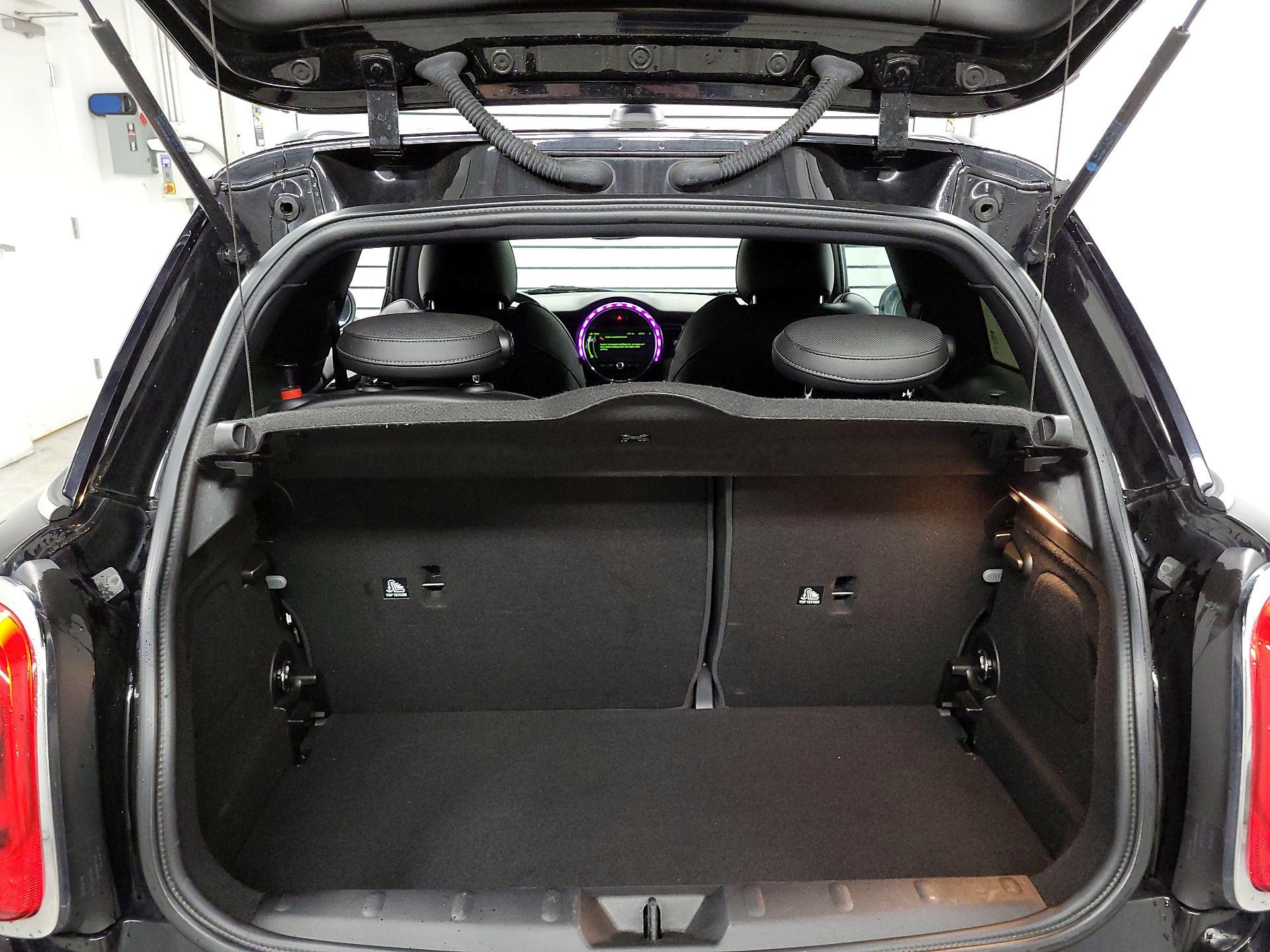 Thumbnail: 2015 MINI Cooper Hardtop - 20