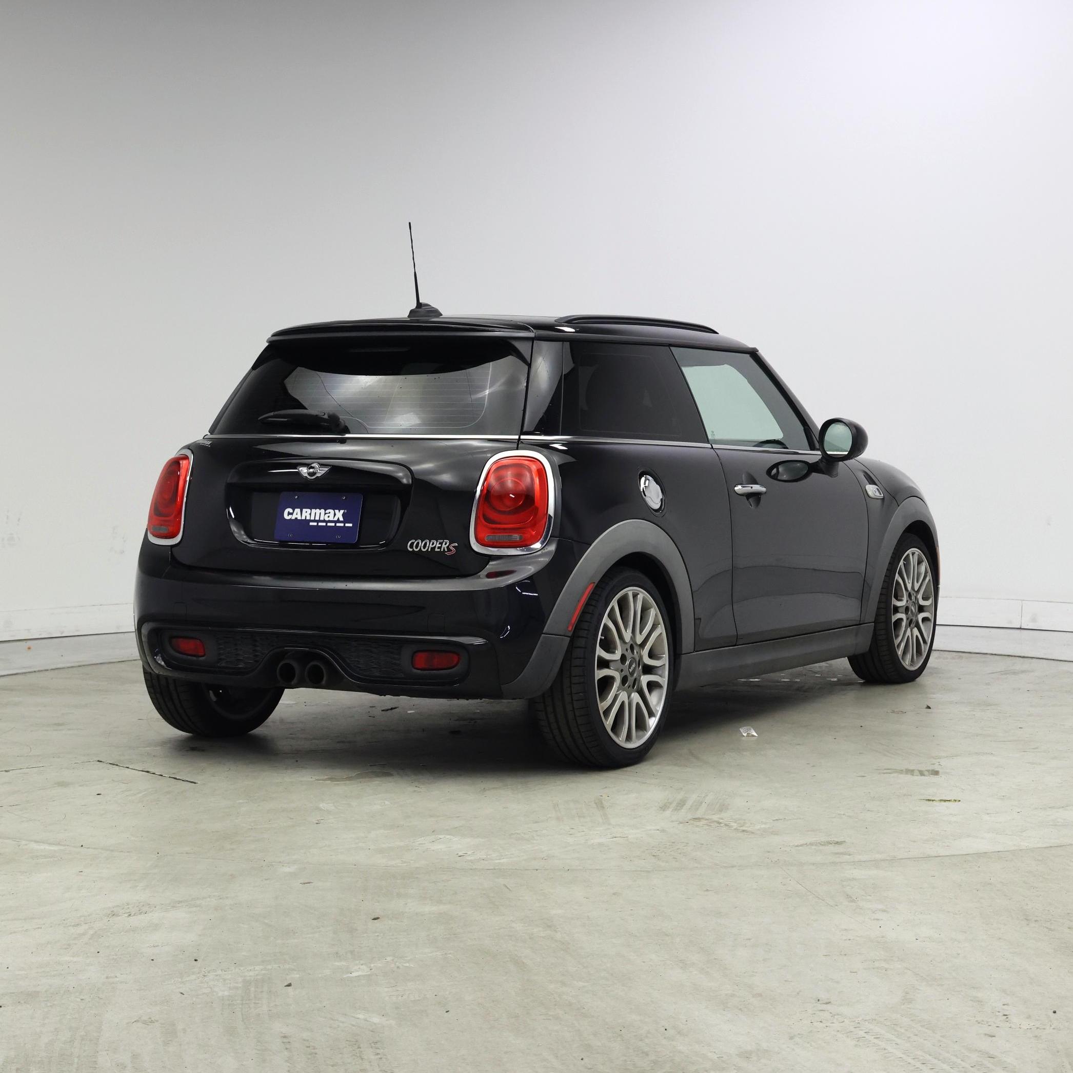 Thumbnail: 2015 MINI Cooper Hardtop - 8