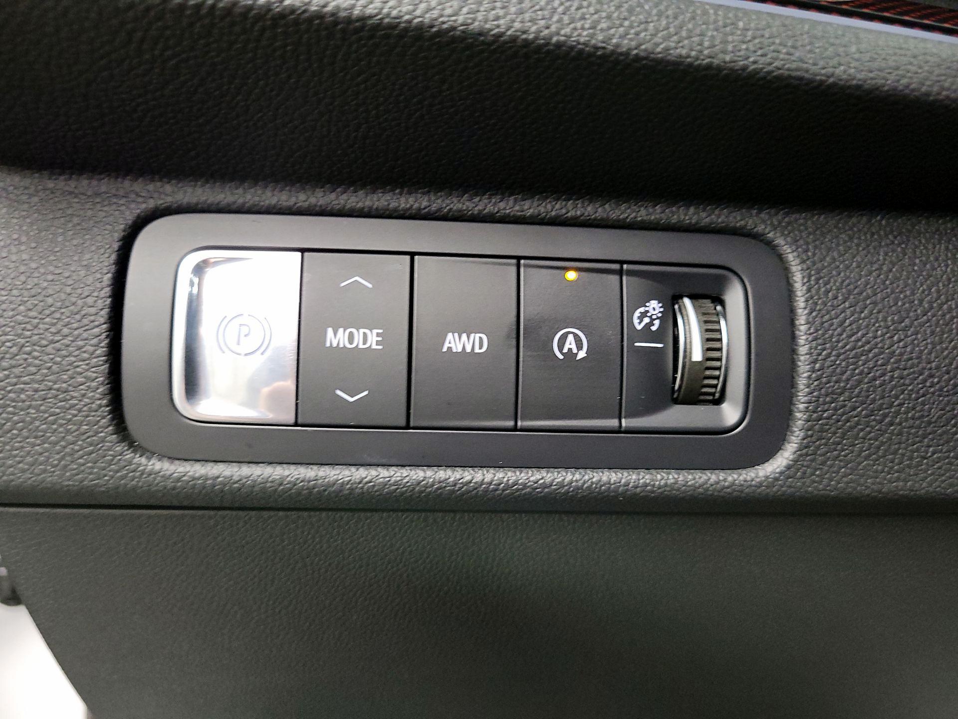 Thumbnail: 2024 Chevrolet Traverse - 13