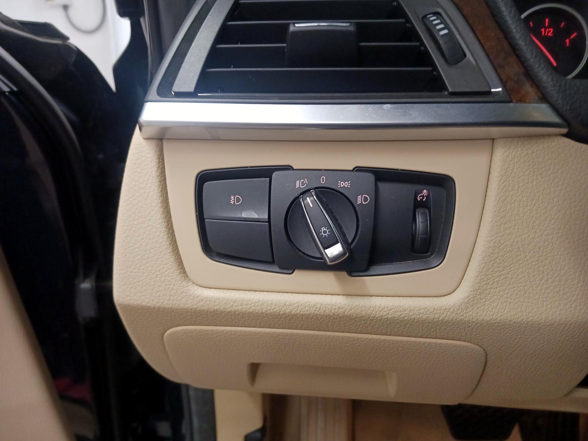 Thumbnail: 2015 BMW 3 Series - 13