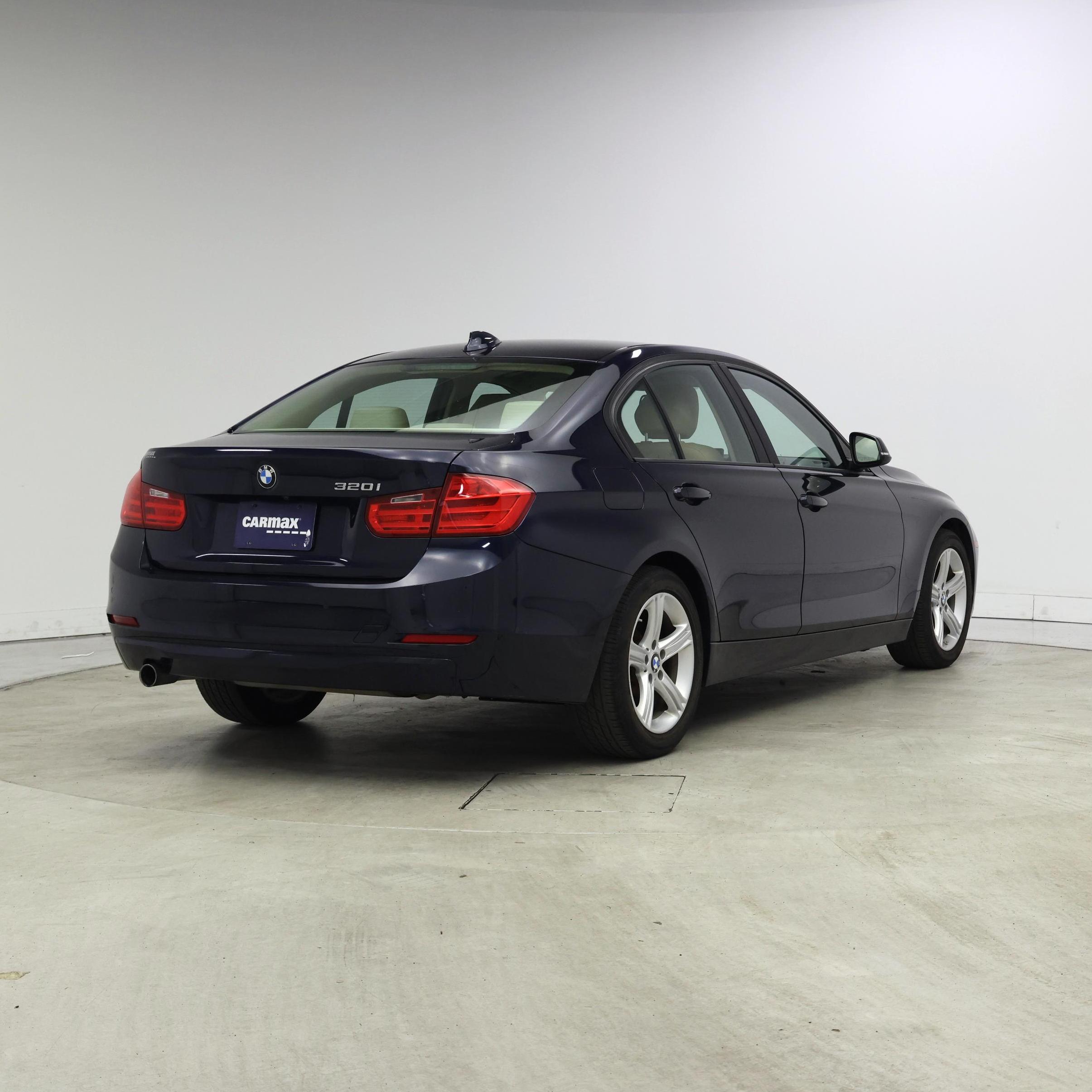 Thumbnail: 2015 BMW 3 Series - 8