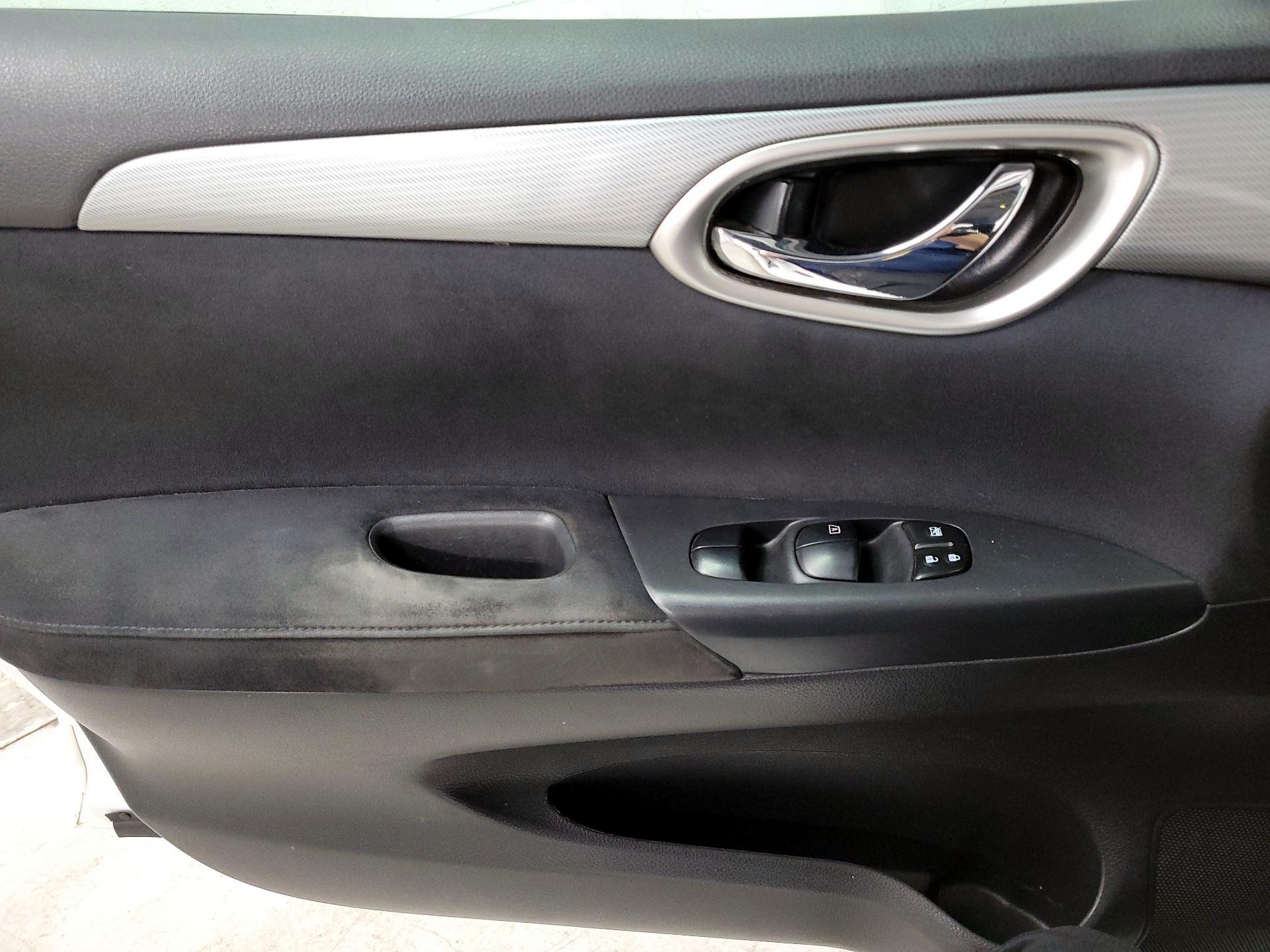 Thumbnail: 2014 Nissan Sentra - 12