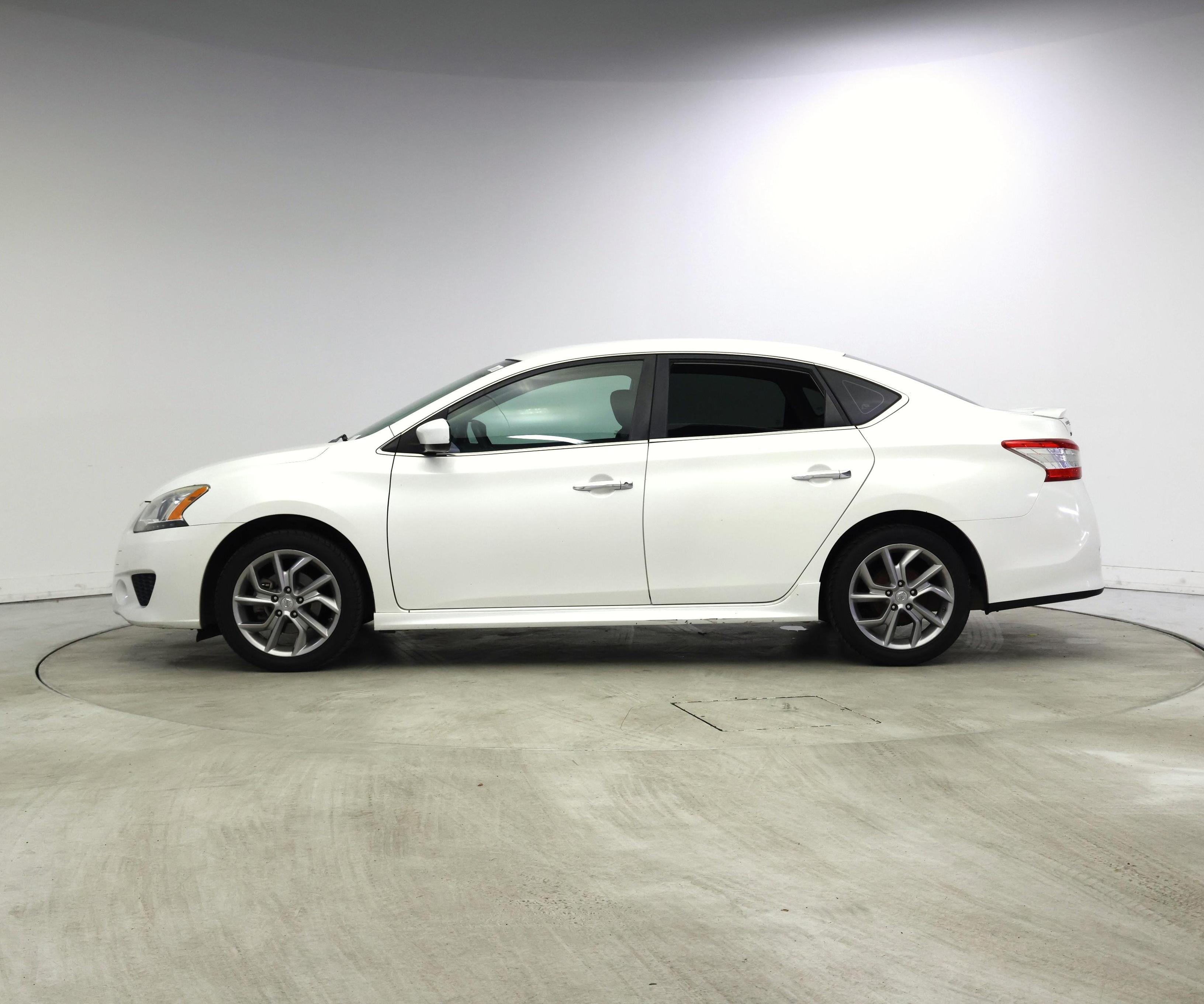 Thumbnail: 2014 Nissan Sentra - 3