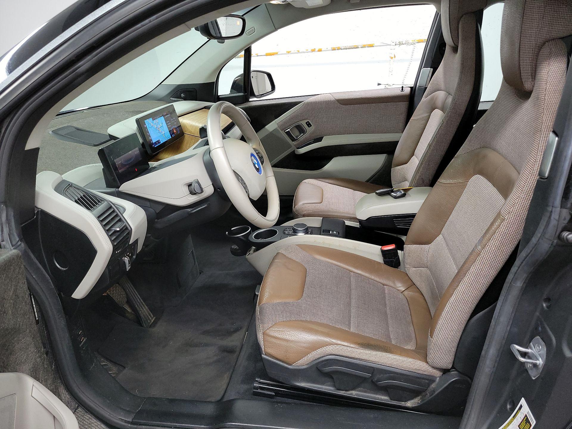 Thumbnail: 2018 BMW i3 - 11