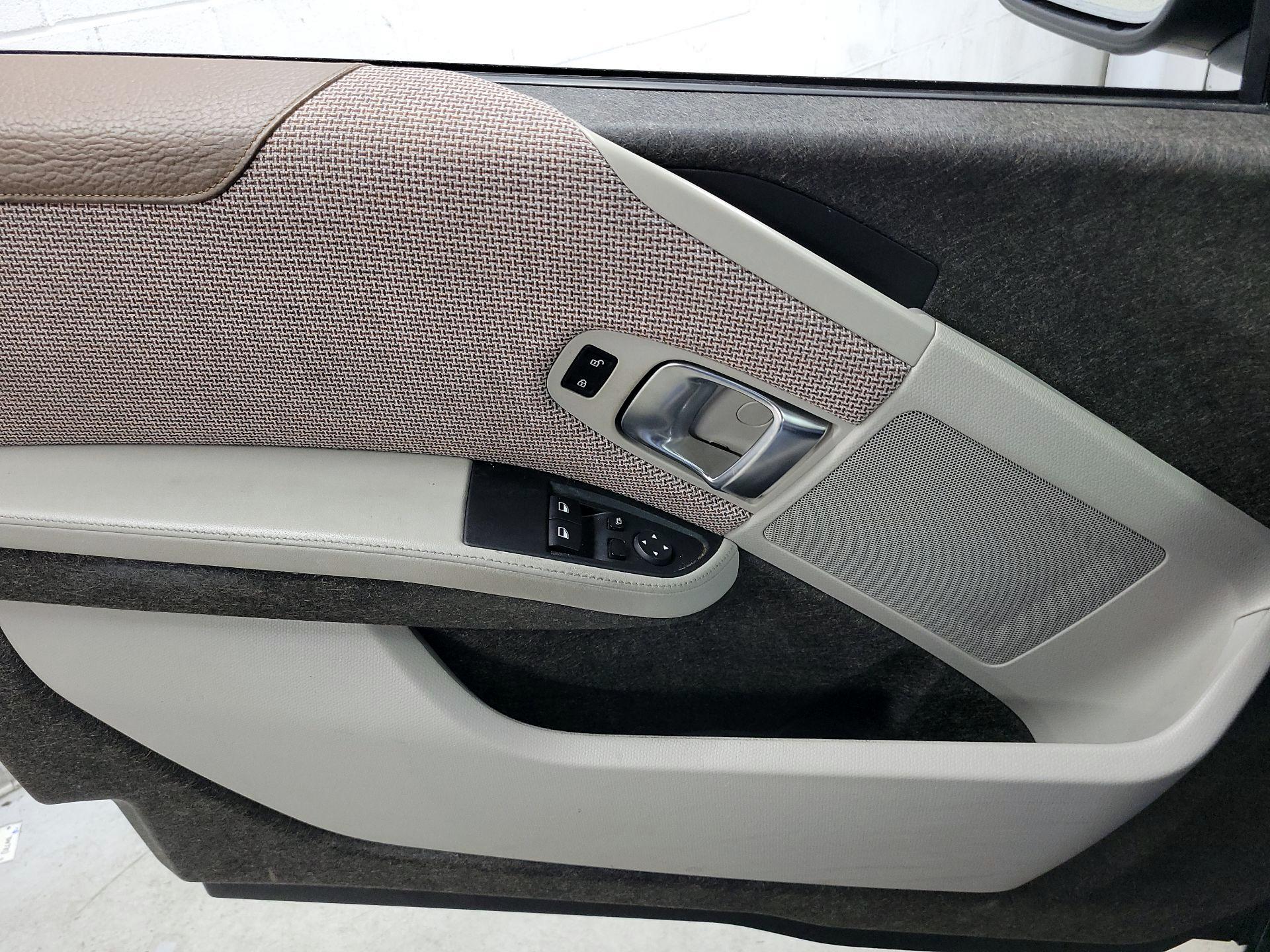 Thumbnail: 2018 BMW i3 - 12