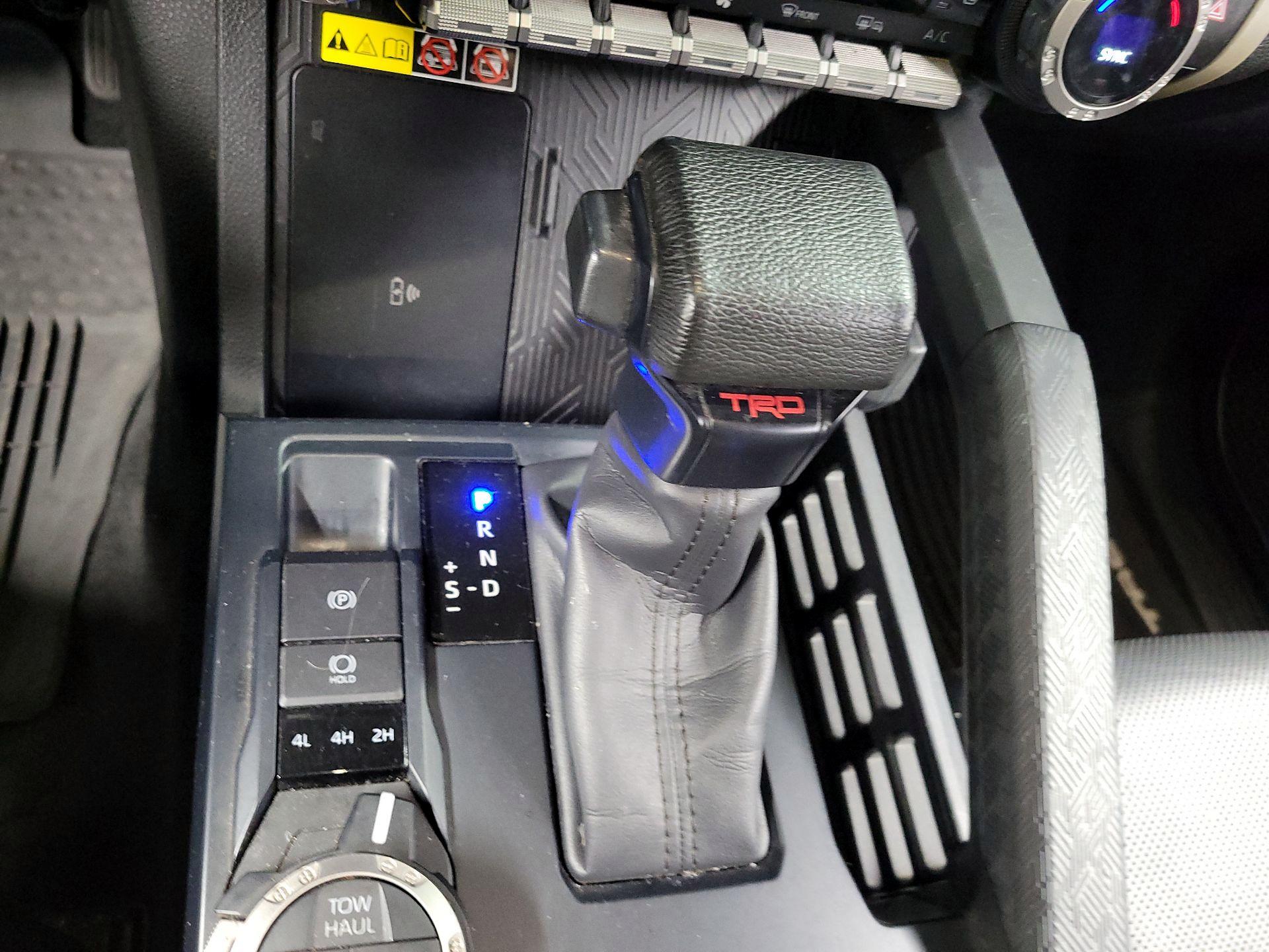 Thumbnail: 2024 Toyota Tacoma - 16