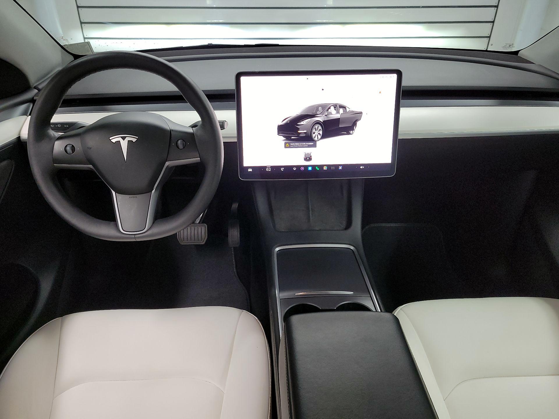 Thumbnail: 2023 Tesla Model Y - 9