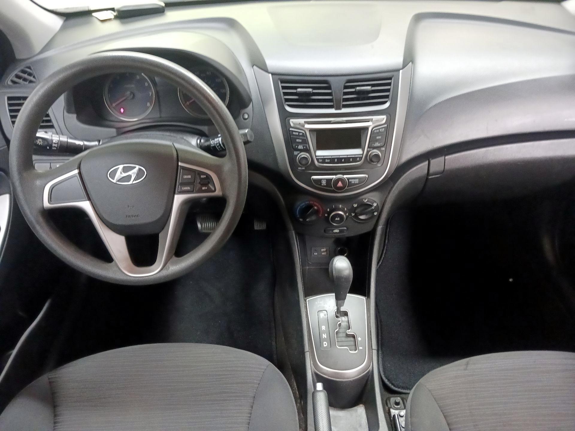 Thumbnail: 2017 Hyundai Accent - 9