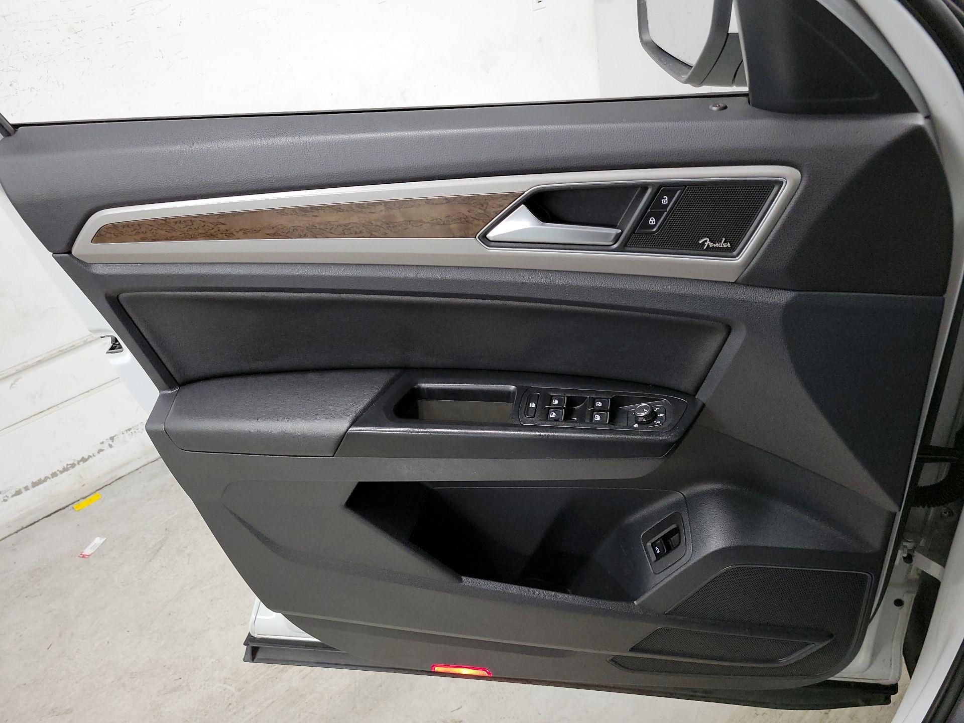 Thumbnail: 2019 Volkswagen Atlas - 12