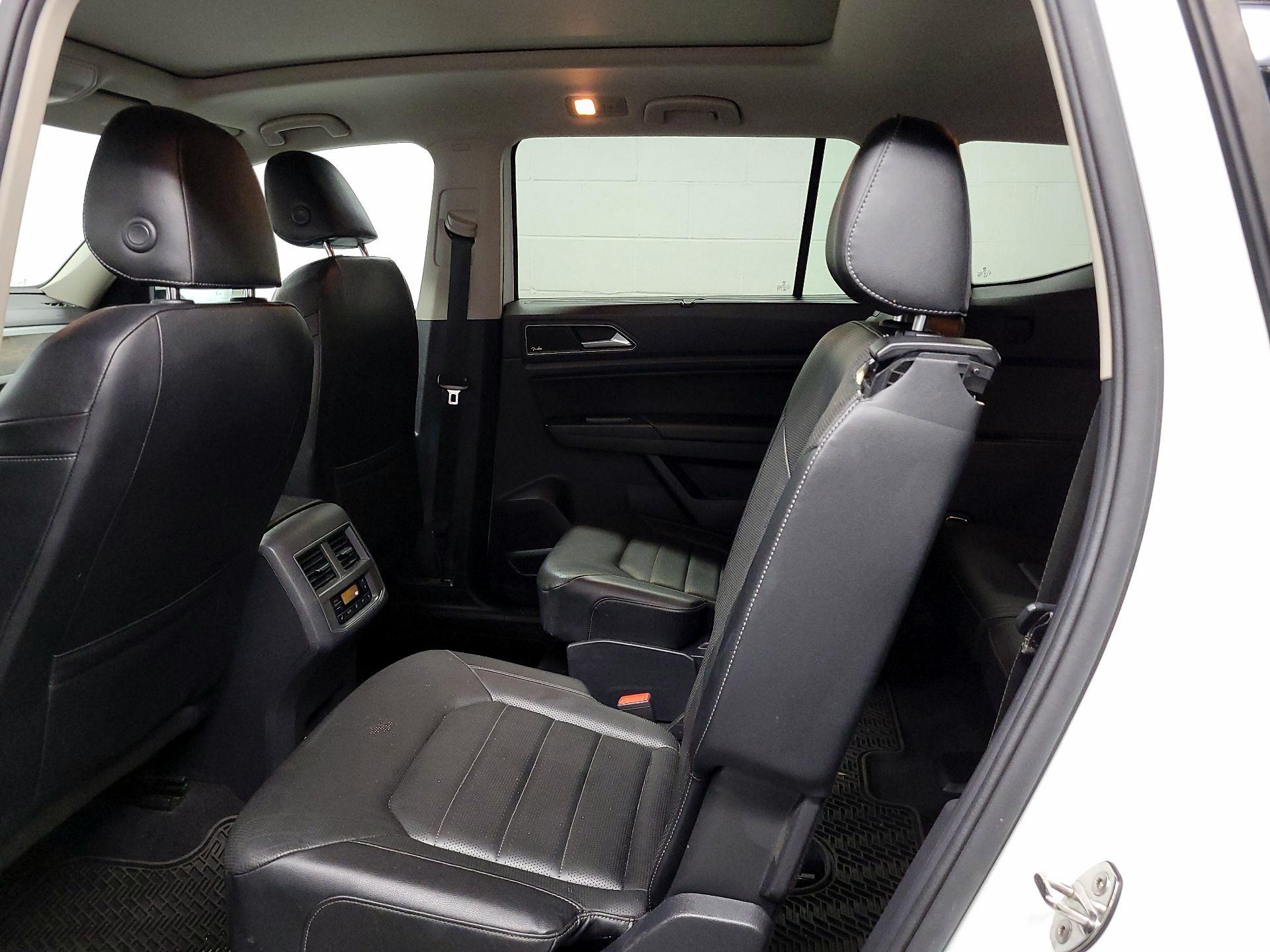 Thumbnail: 2019 Volkswagen Atlas - 17