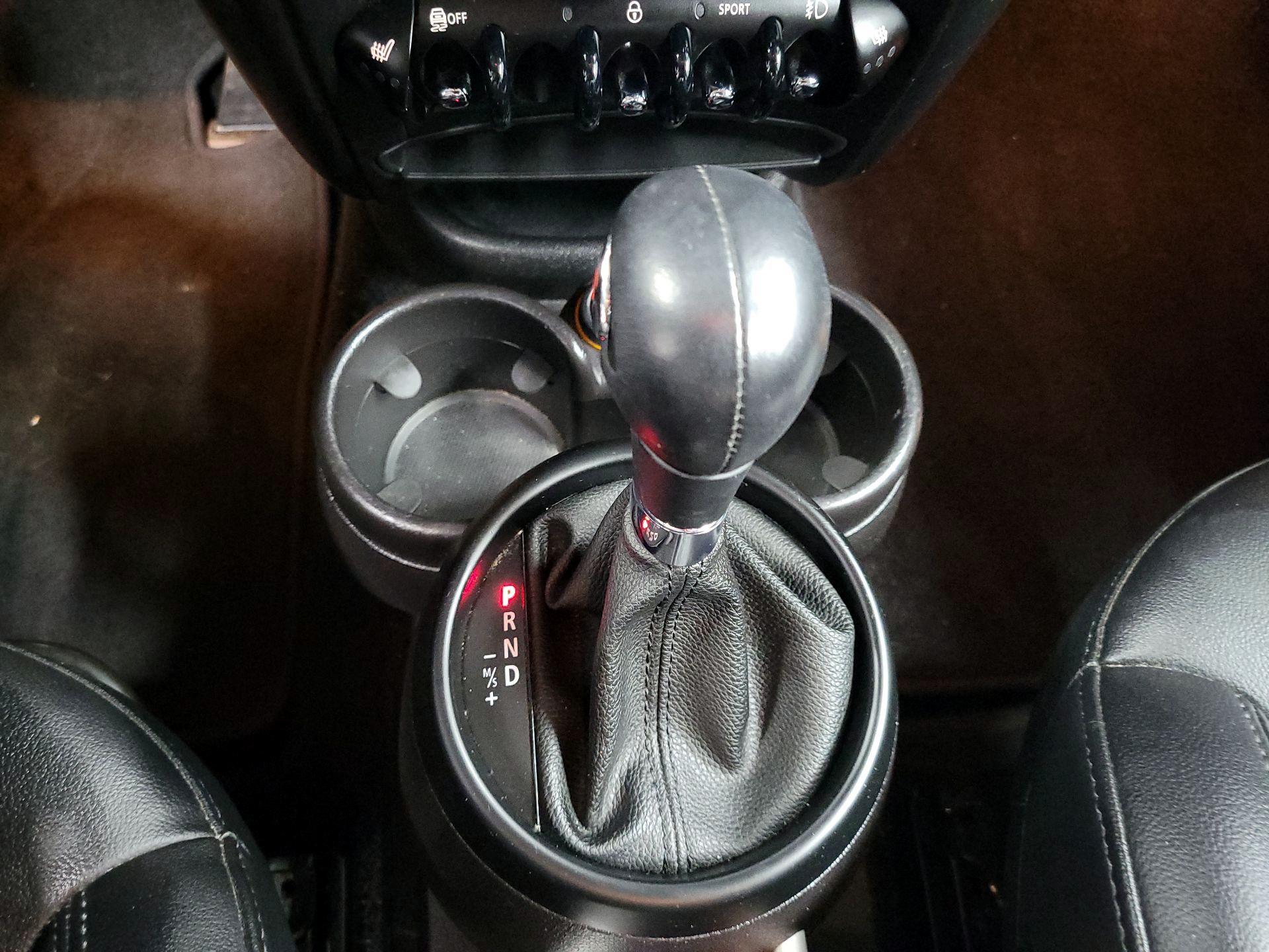 Thumbnail: 2016 MINI Cooper Countryman - 15