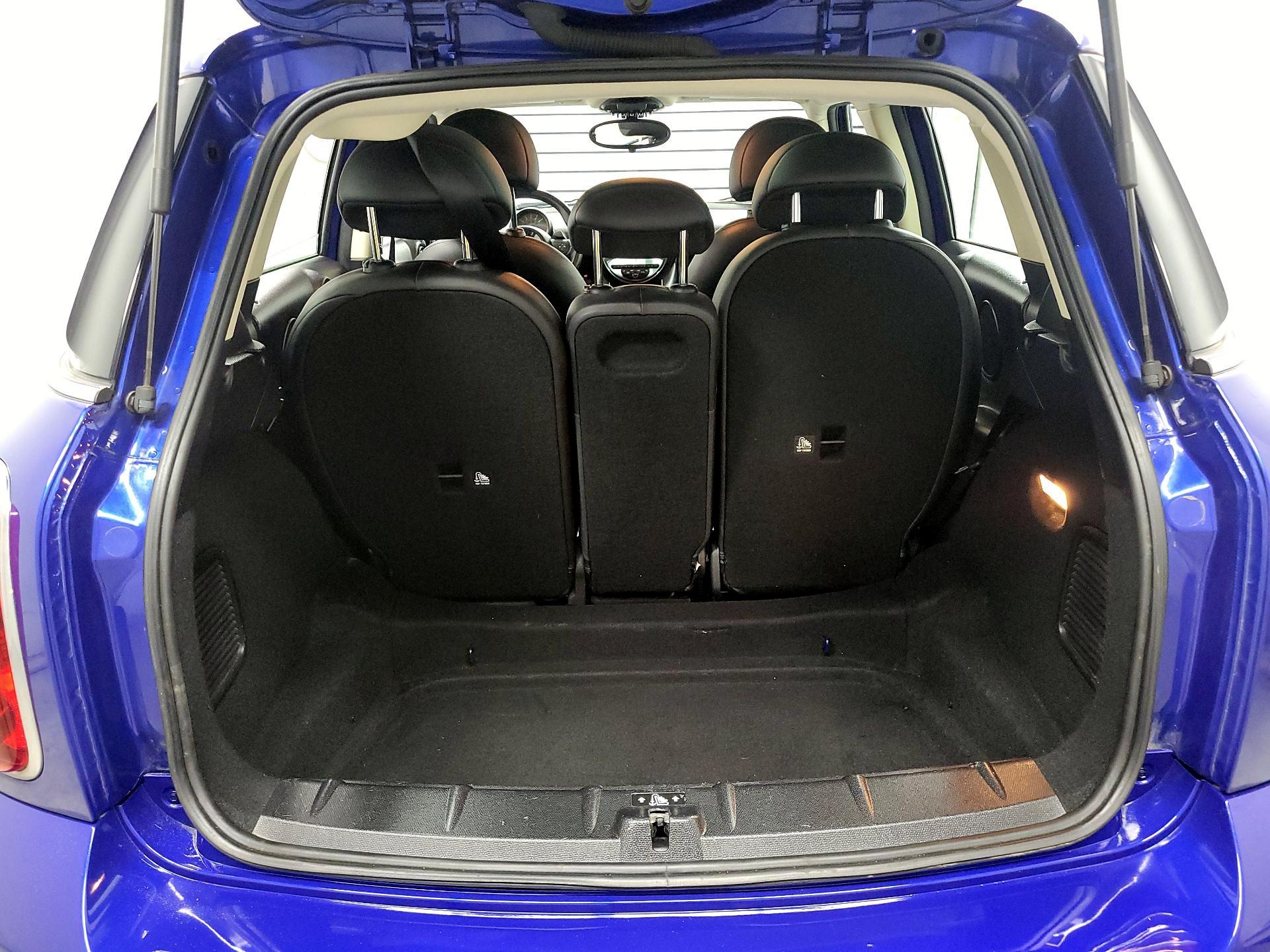 Thumbnail: 2016 MINI Cooper Countryman - 18