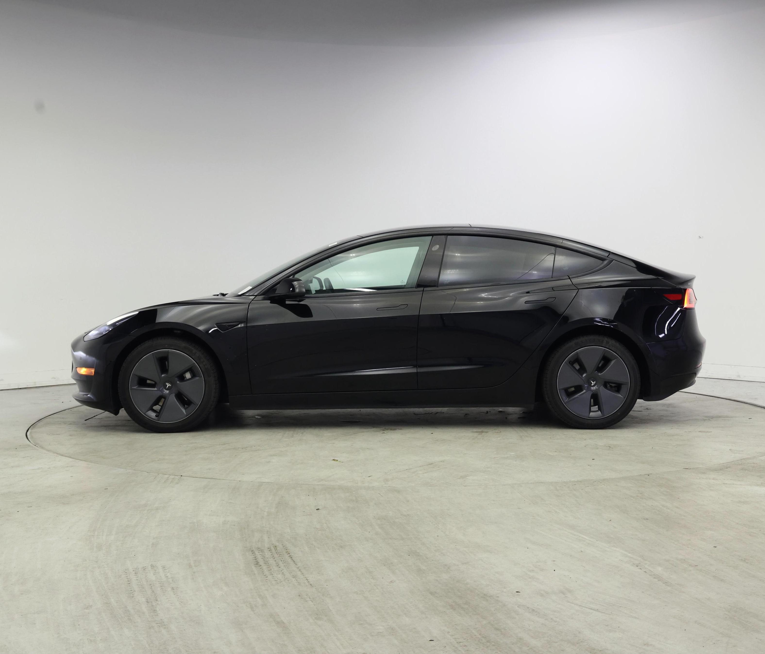 Thumbnail: 2022 Tesla Model 3 - 3