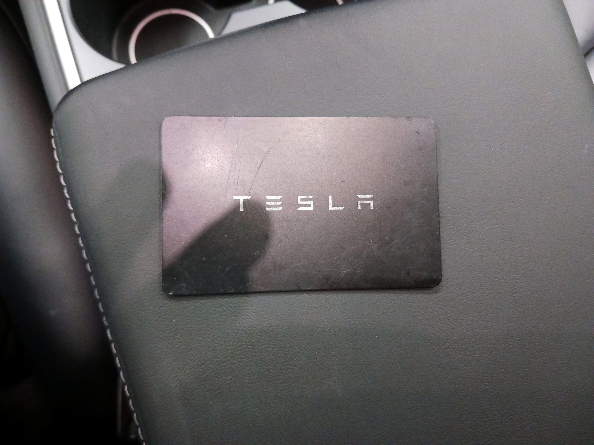 Thumbnail: 2023 Tesla Model 3 - 19