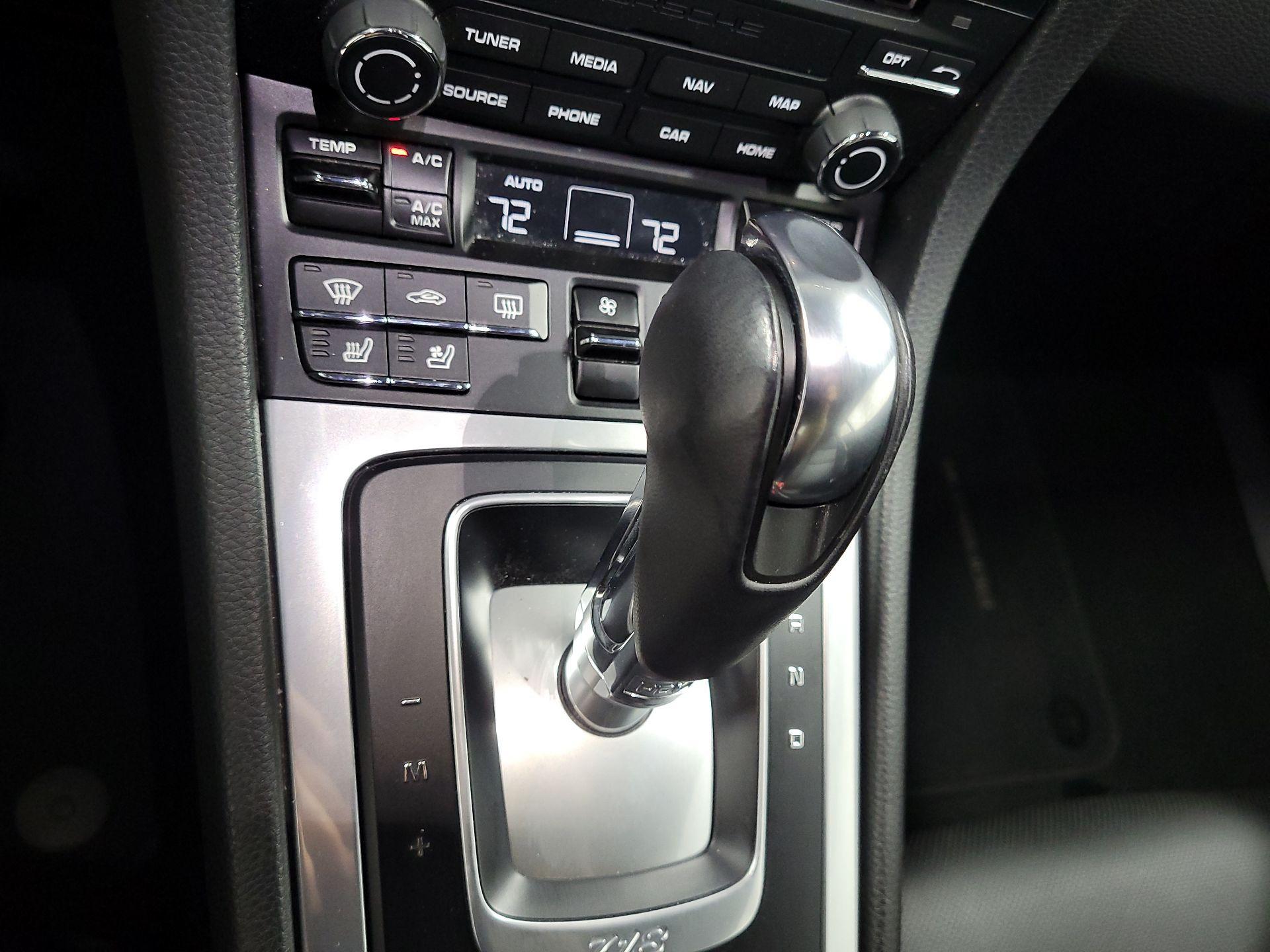 Thumbnail: 2022 Porsche 718 Cayman - 16