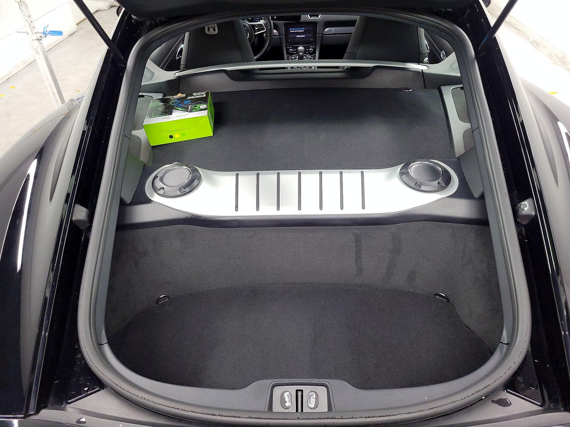 Thumbnail: 2022 Porsche 718 Cayman - 17