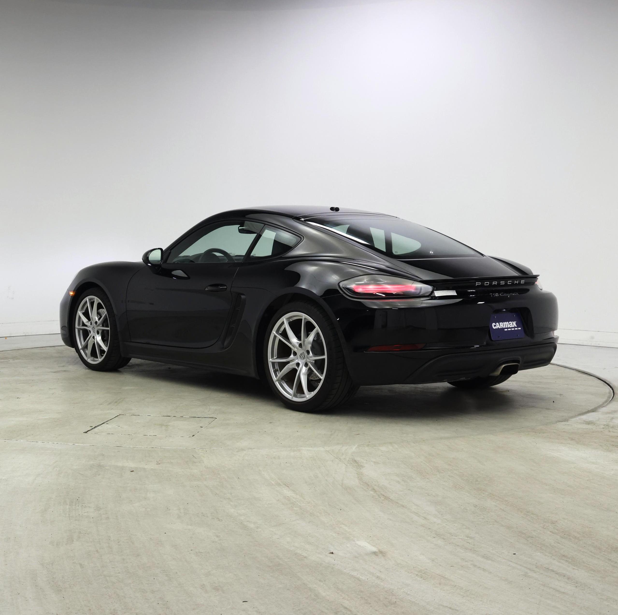 Thumbnail: 2022 Porsche 718 Cayman - 2