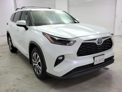 2023 Toyota Highlander Hybrid XLE