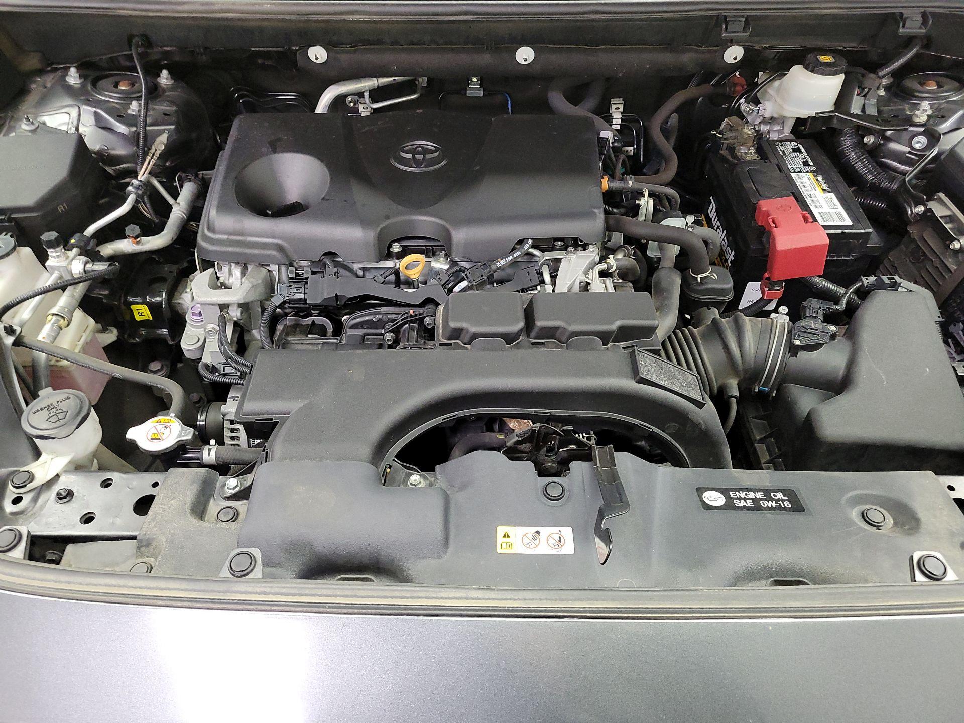 Thumbnail: 2021 Toyota RAV4 - 19