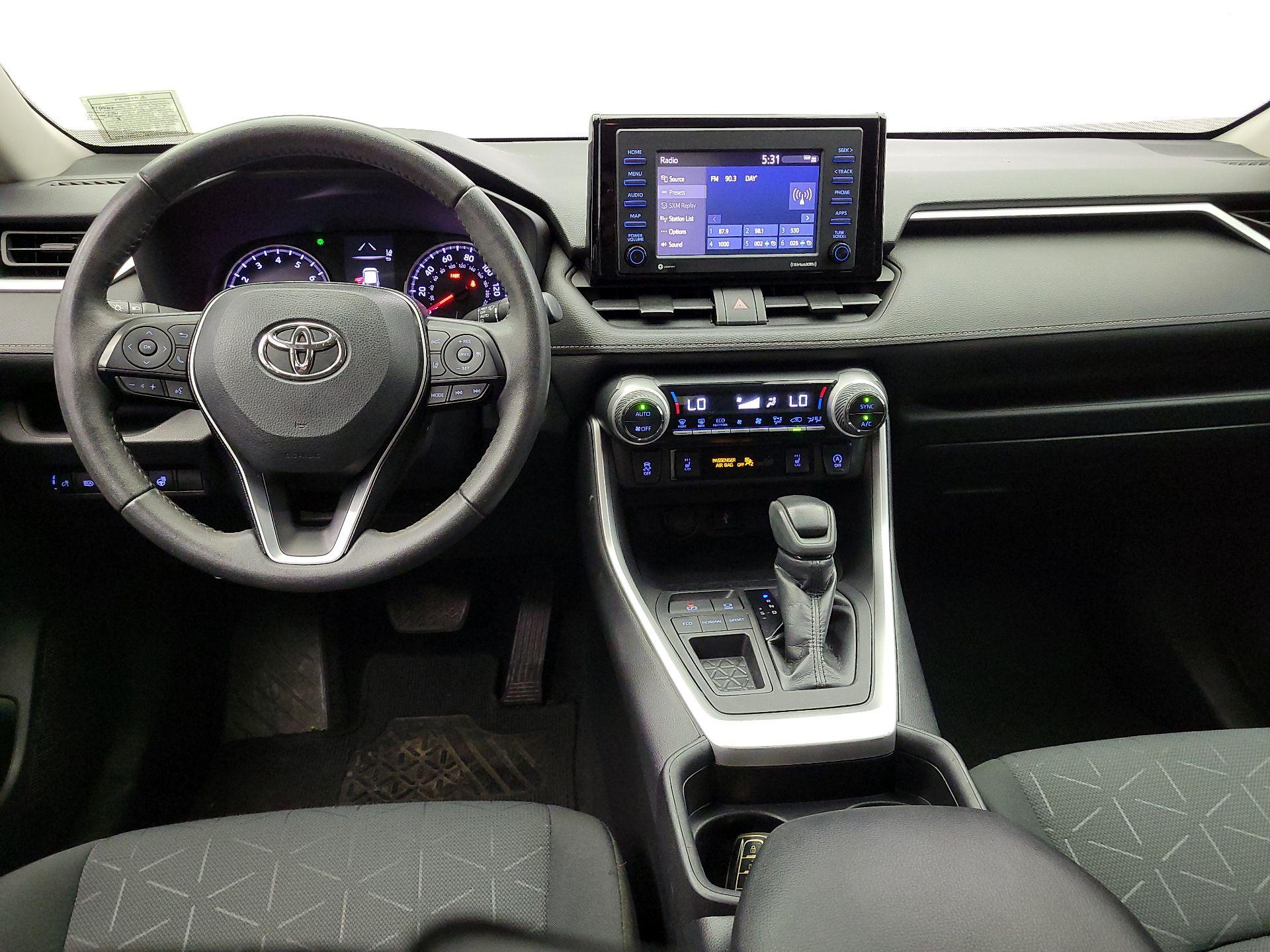 Thumbnail: 2021 Toyota RAV4 - 8