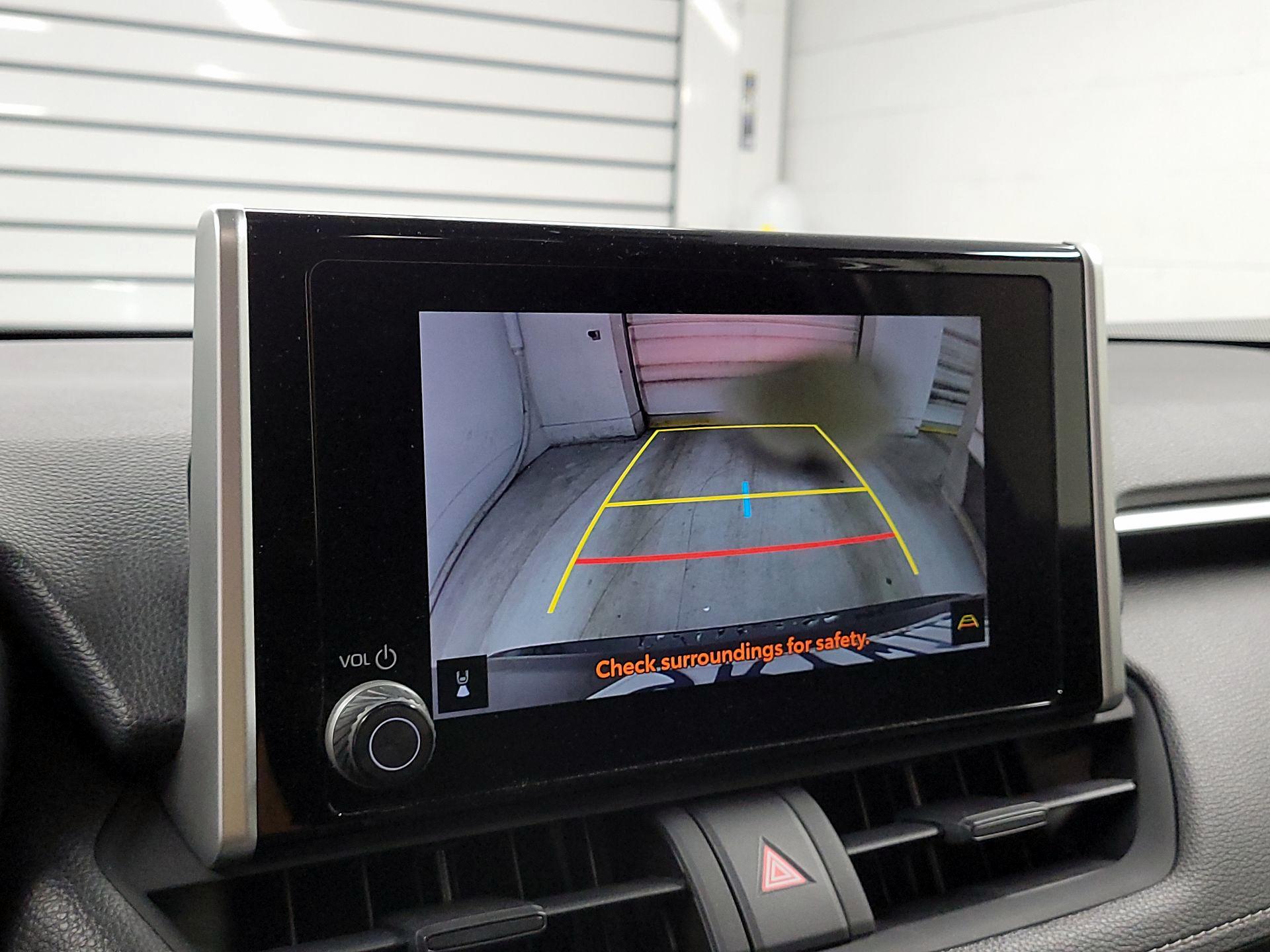 Thumbnail: 2023 Toyota RAV4 - 12