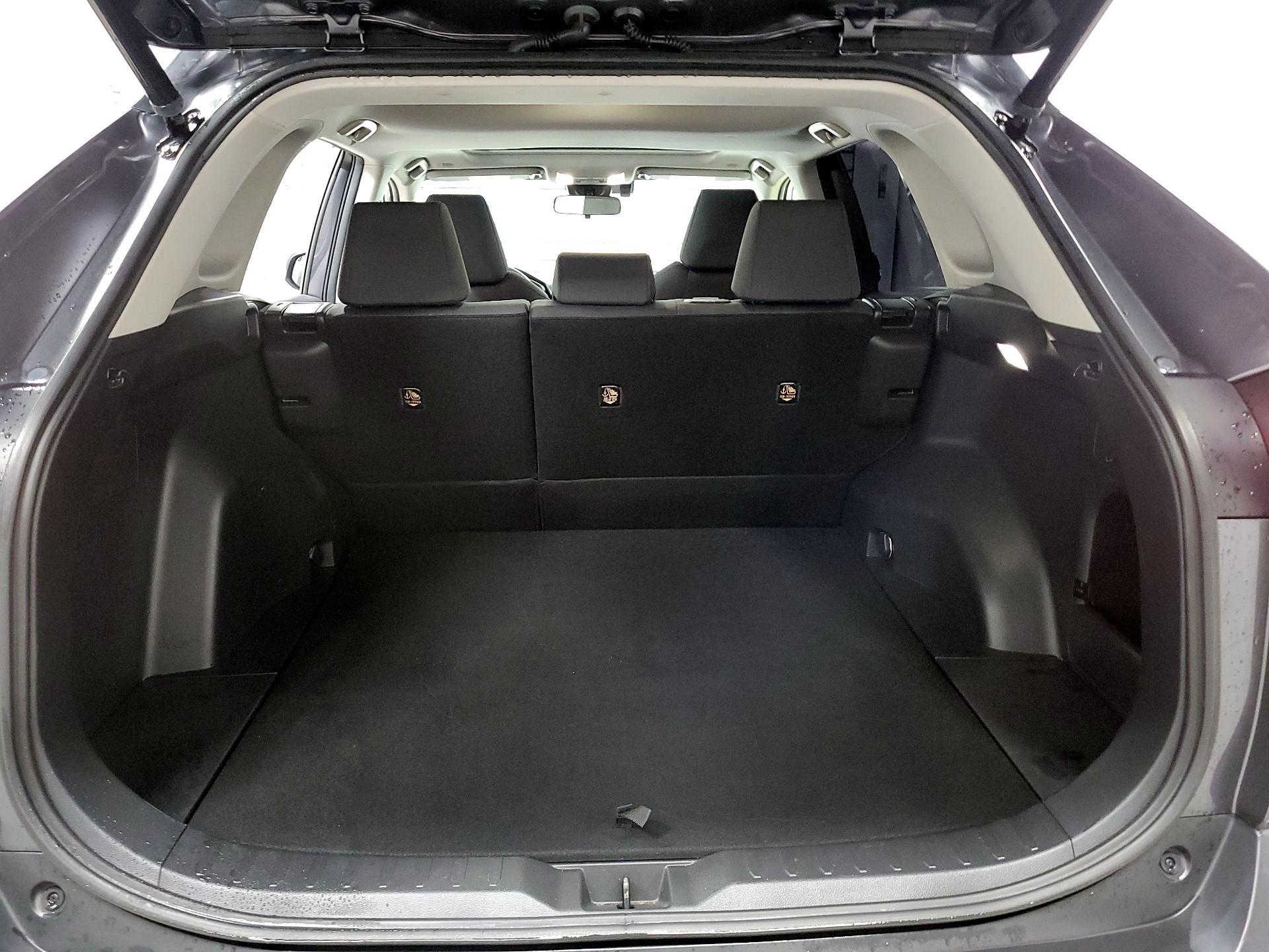 Thumbnail: 2023 Toyota RAV4 - 19