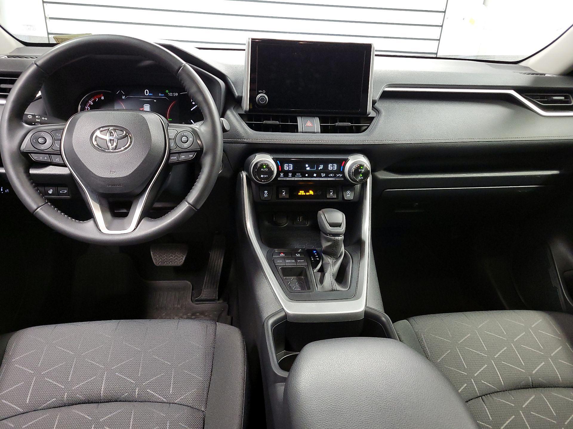 Thumbnail: 2023 Toyota RAV4 - 8