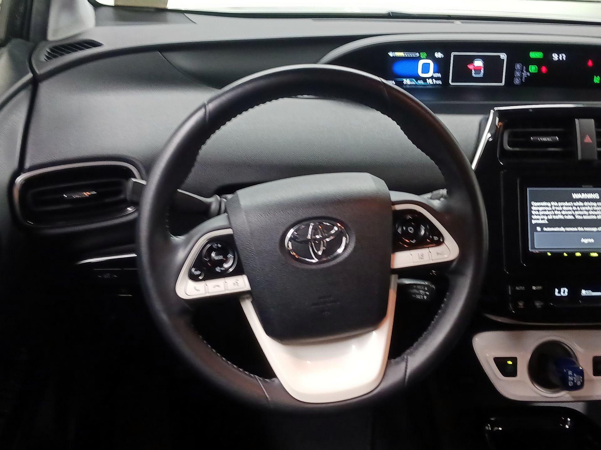 Thumbnail: 2019 Toyota Prius Prime - 10