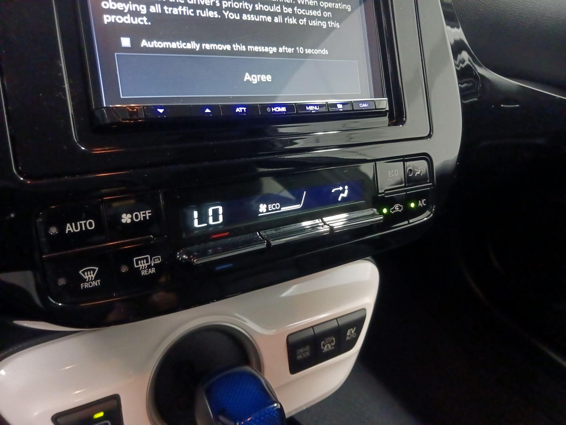 Thumbnail: 2019 Toyota Prius Prime - 14