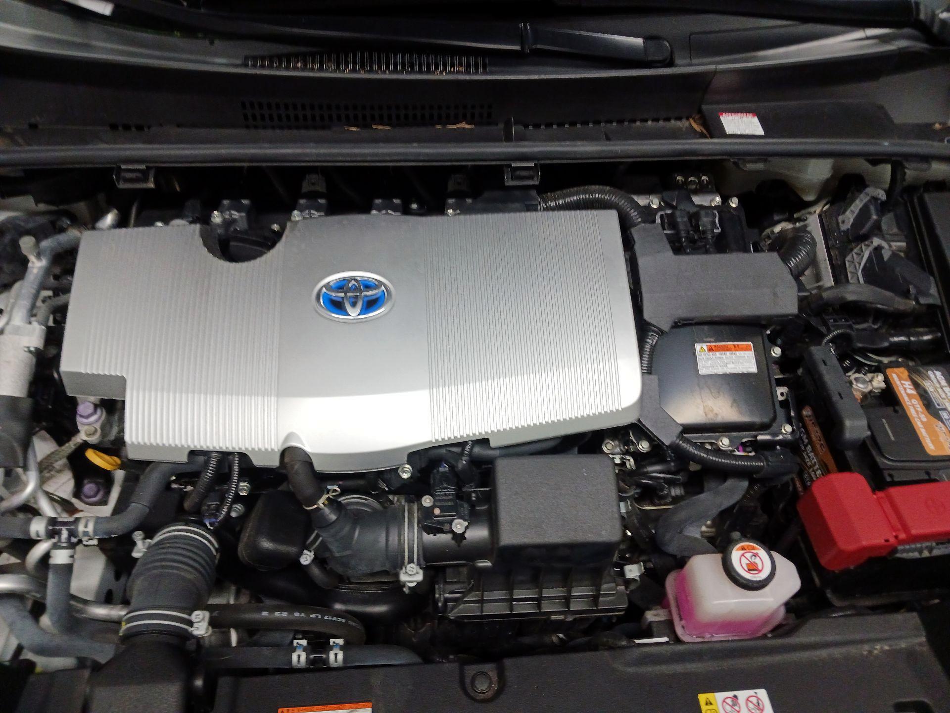 Thumbnail: 2019 Toyota Prius Prime - 18