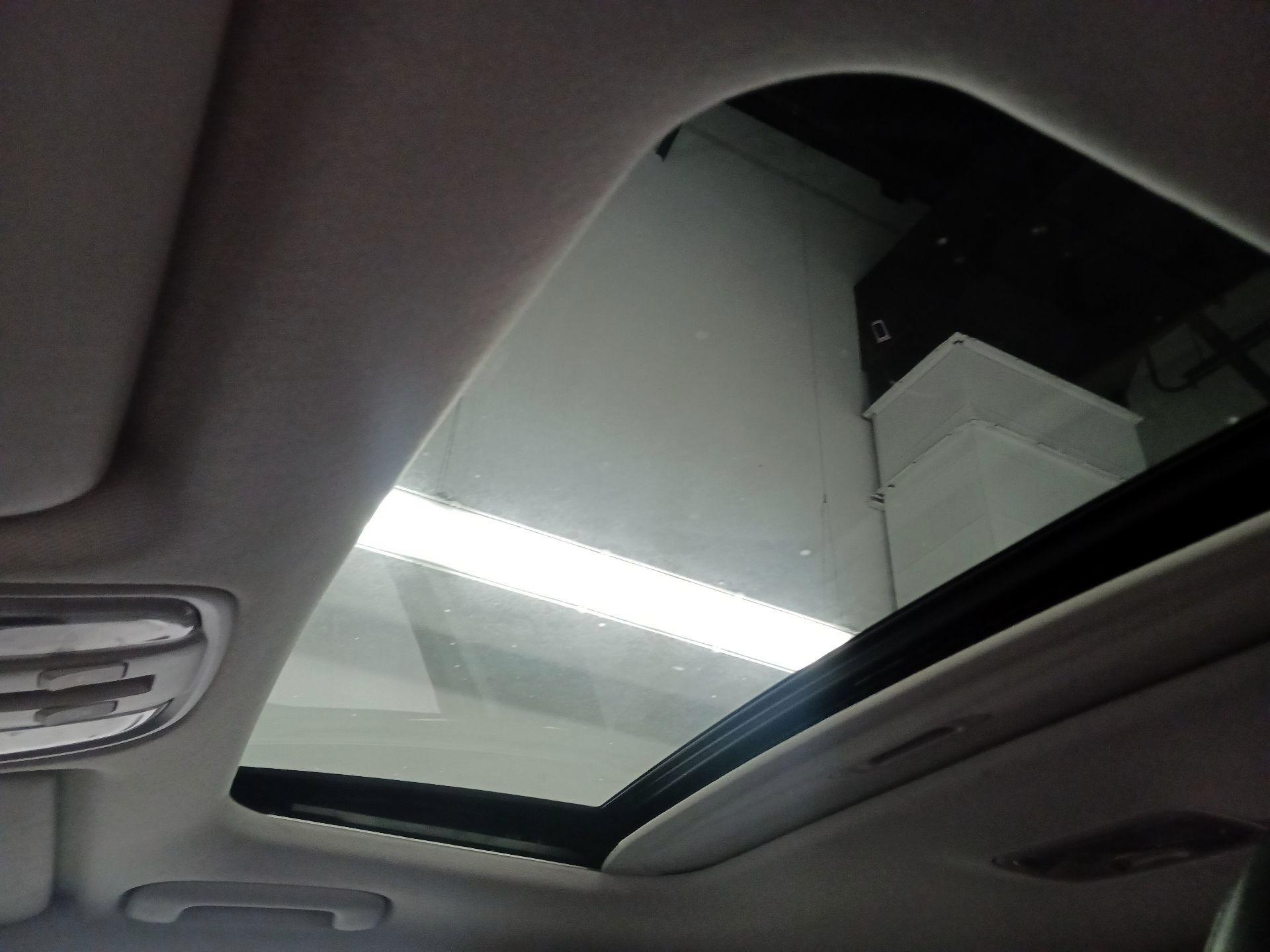 Thumbnail: 2017 Kia Niro - 19